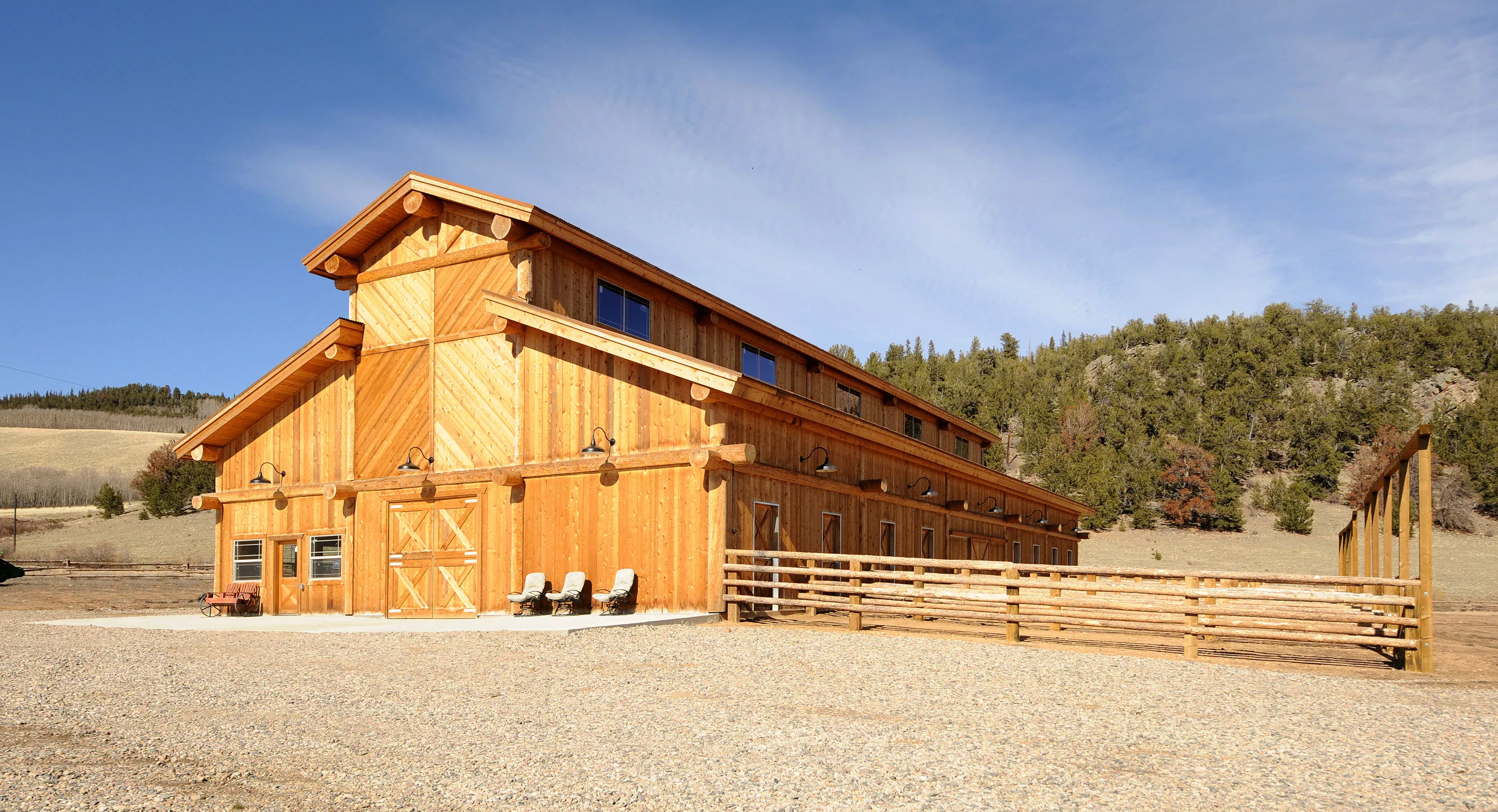 39823 Highway 285, Jefferson, Colorado 80456 - fhr-south-side-barn_de8elx
