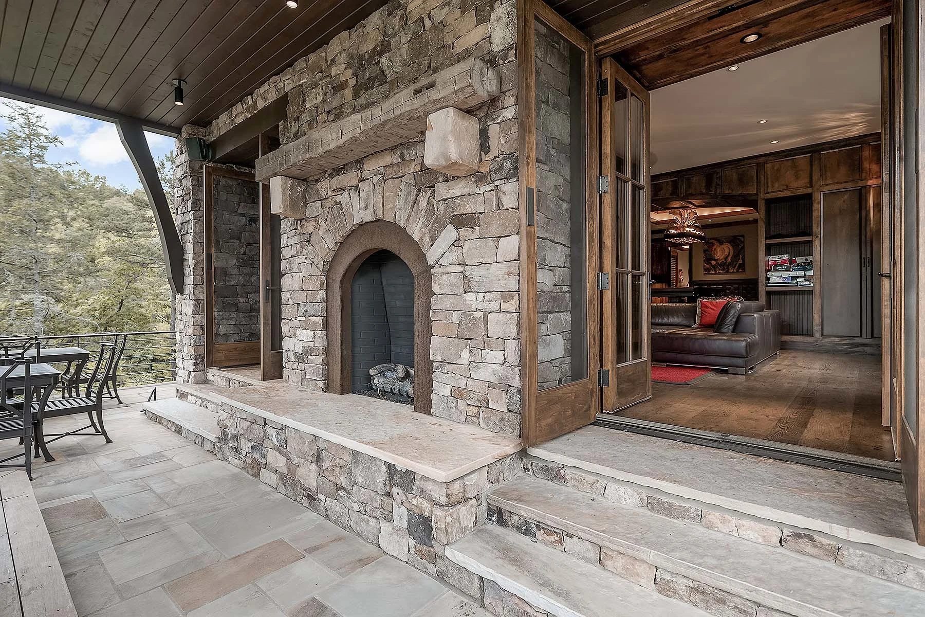 410 Lakewood Drive, Smoky Mountains, North Carolina 28713 - 410-lakewood-drive-bryson-city-north-carolina32_vqkyav