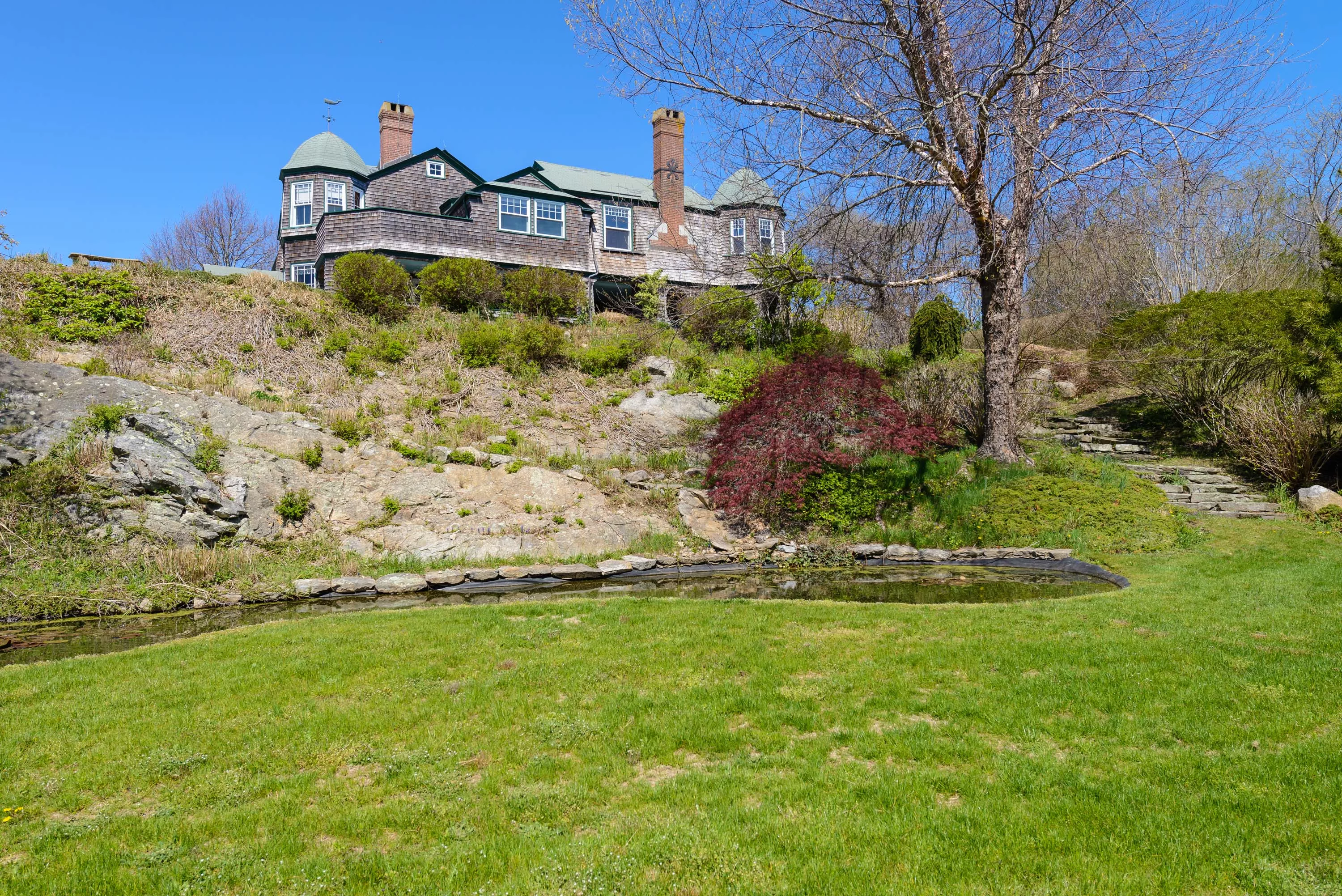 52 Newport Street , Jamestown, Rhode Island 02835 - 52-newport-street-jamestown-rhode-island13_uhuixa