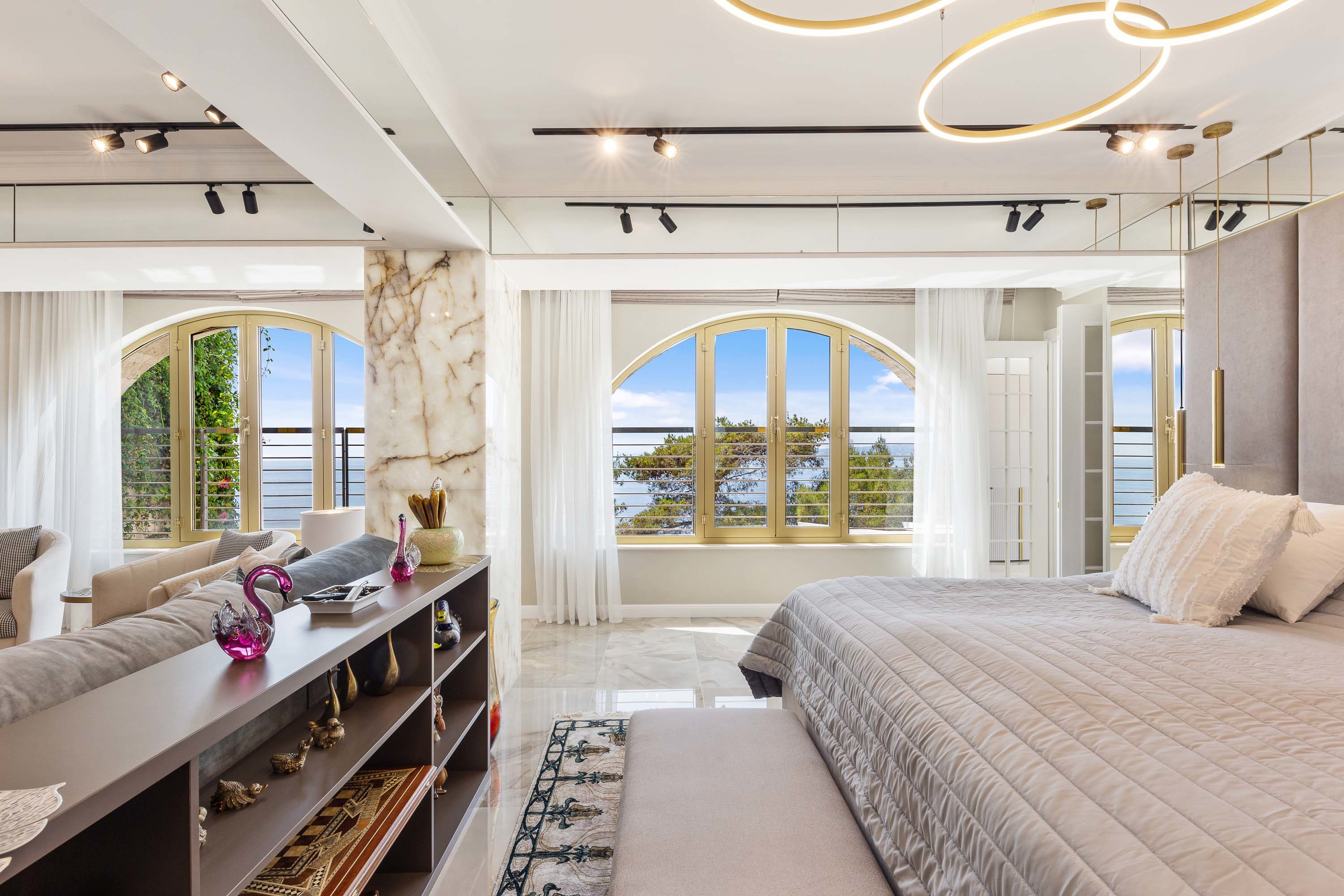 21 CHANTEVENT 1 - 95 Boulevard Du General de Gaulle, St Jean cap Ferrat, 06230, France - Luxury Real Estate - Concierge Auctions