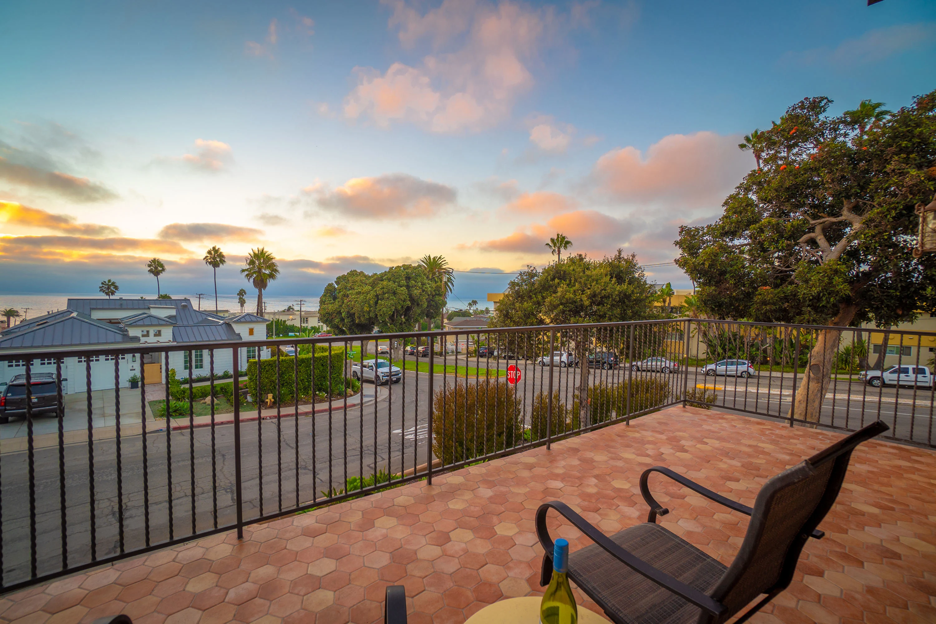 402 Camino De Encanto, Redondo Beach, California 90277 - 402-camino-de-encanto-redondo-beach-california21_jkgqqg