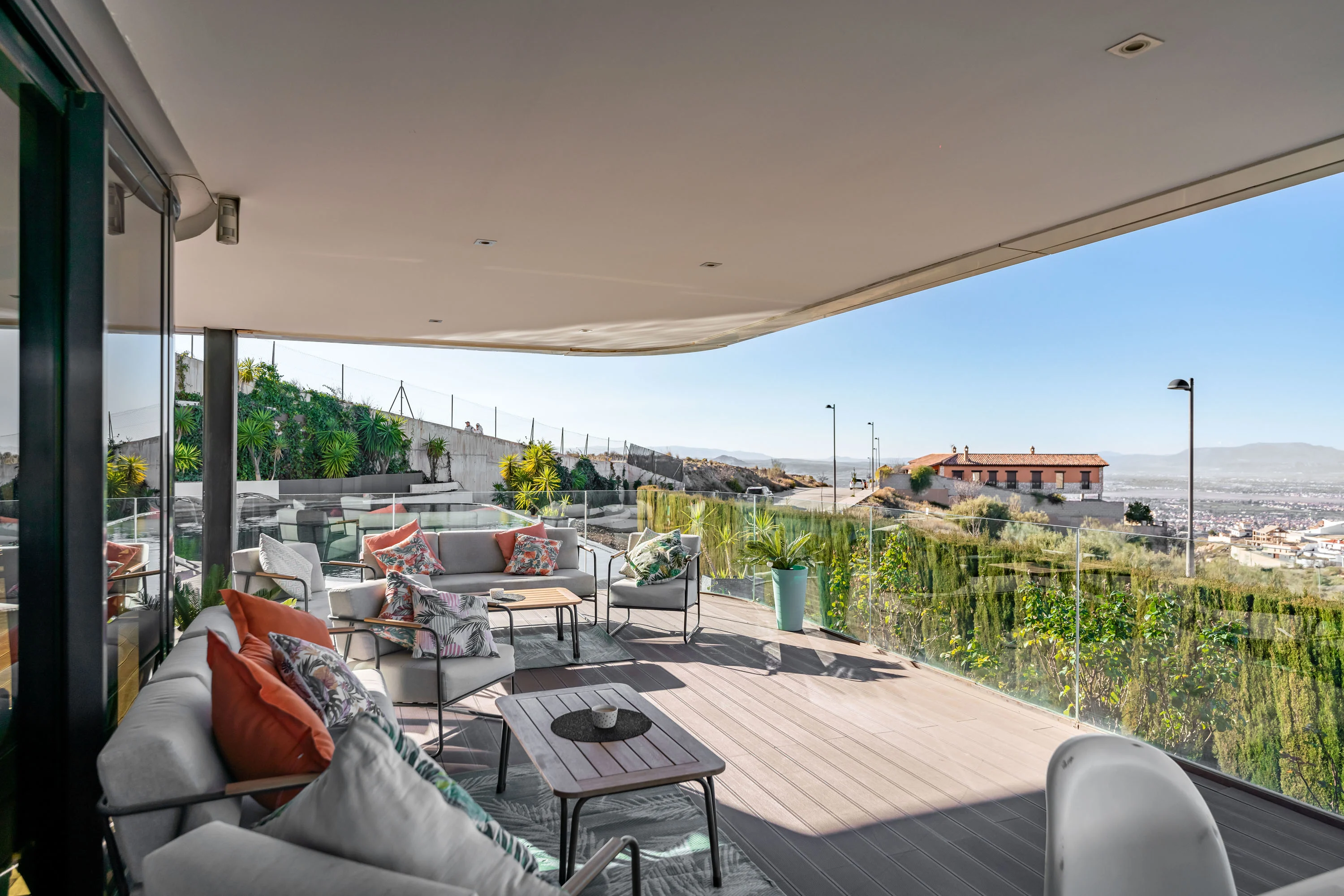 Silverfield Villa, Granada, La Zubia 1, Spain - silverfield-villa-la-zumbia-granada-spain14_zlnaej