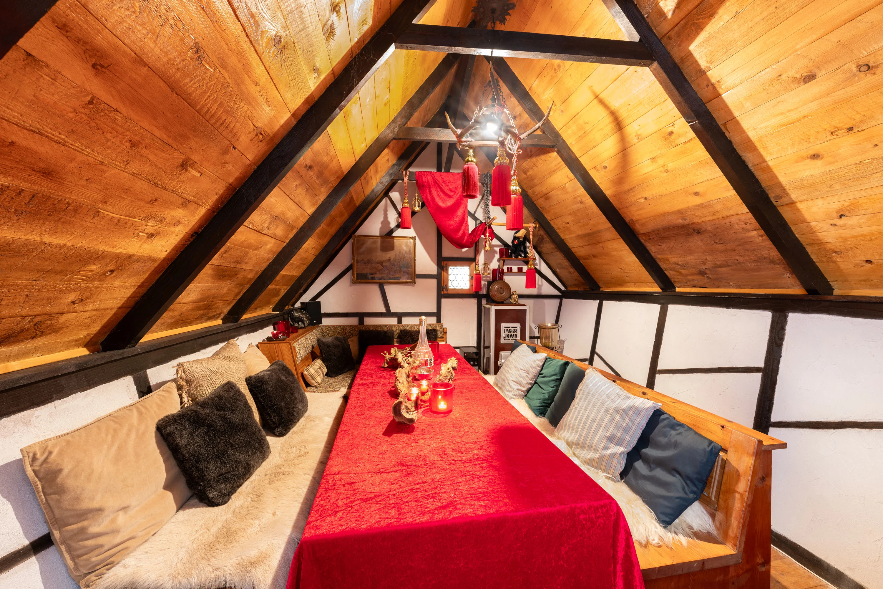 Schloss Stupache Allee, Stuppach, Near Vienna, Gloggnitz , Lower Austria - Mozarts-Last-Castle-37_o6pipe