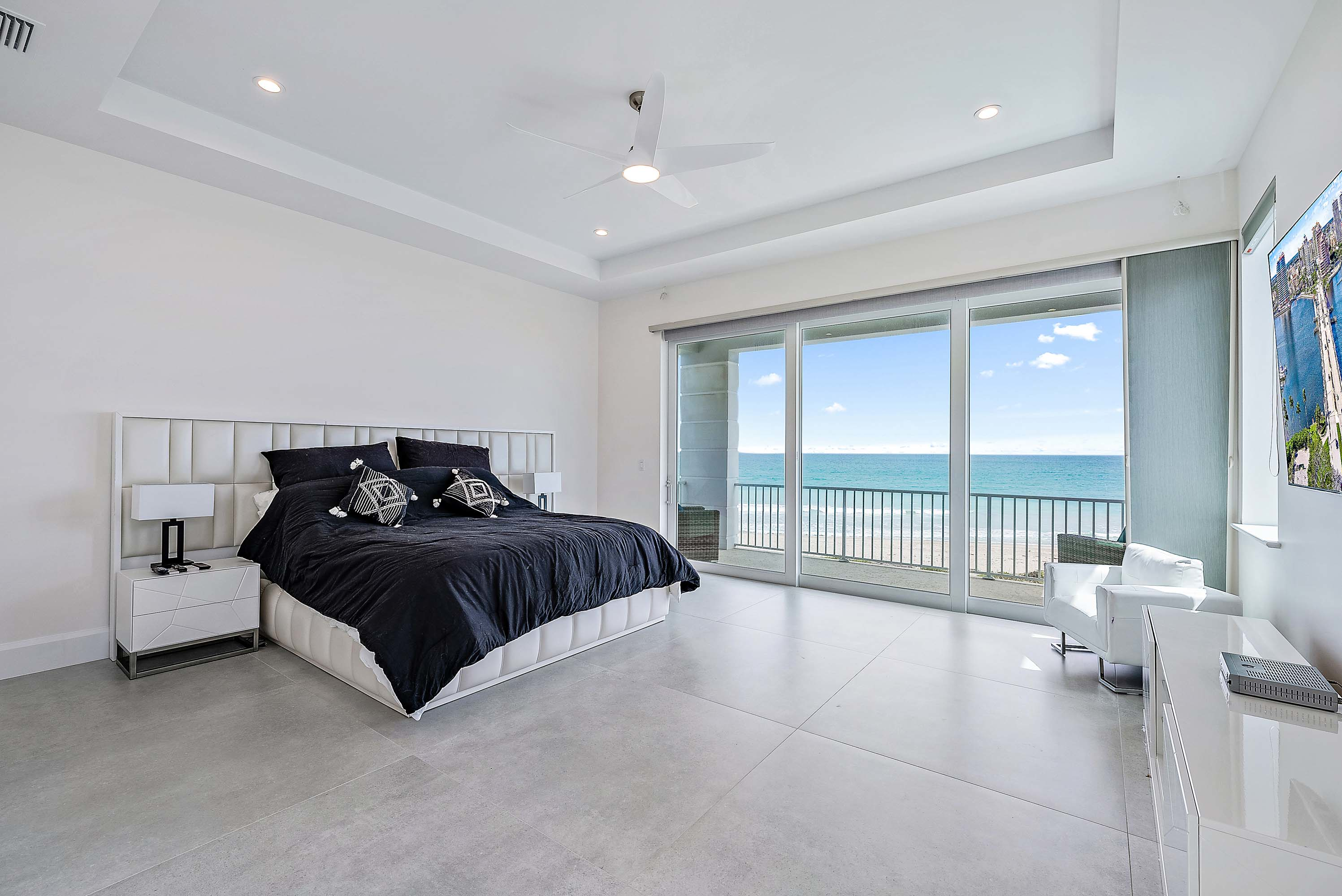 37 7916 South Ocean Drive - Luxury Real Estate - Concierge Auctions