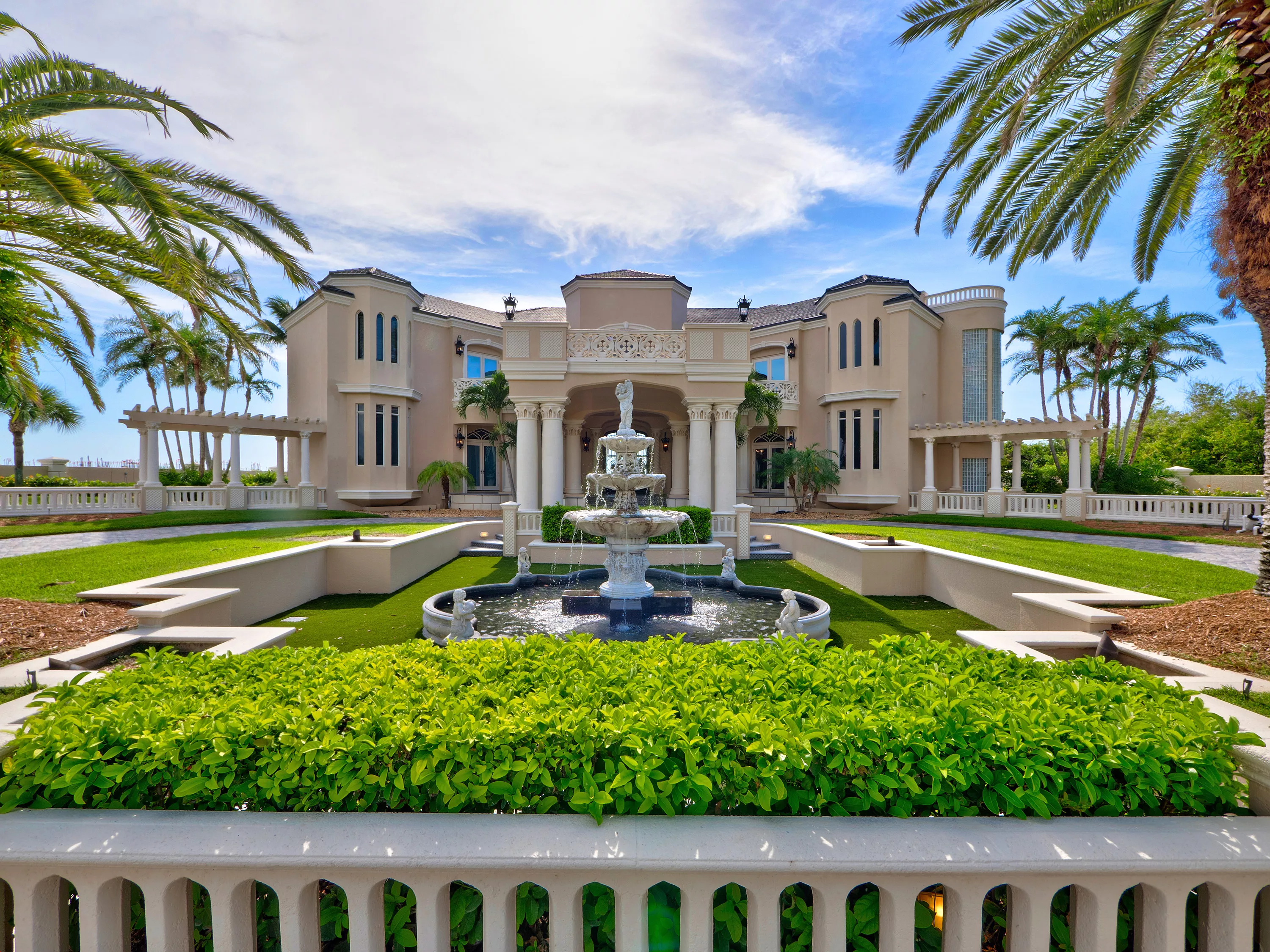 2150 South A1A, Vero Beach, Florida 32963 - 2150_S_A1A_Vero_Beach_FL01_q25zls