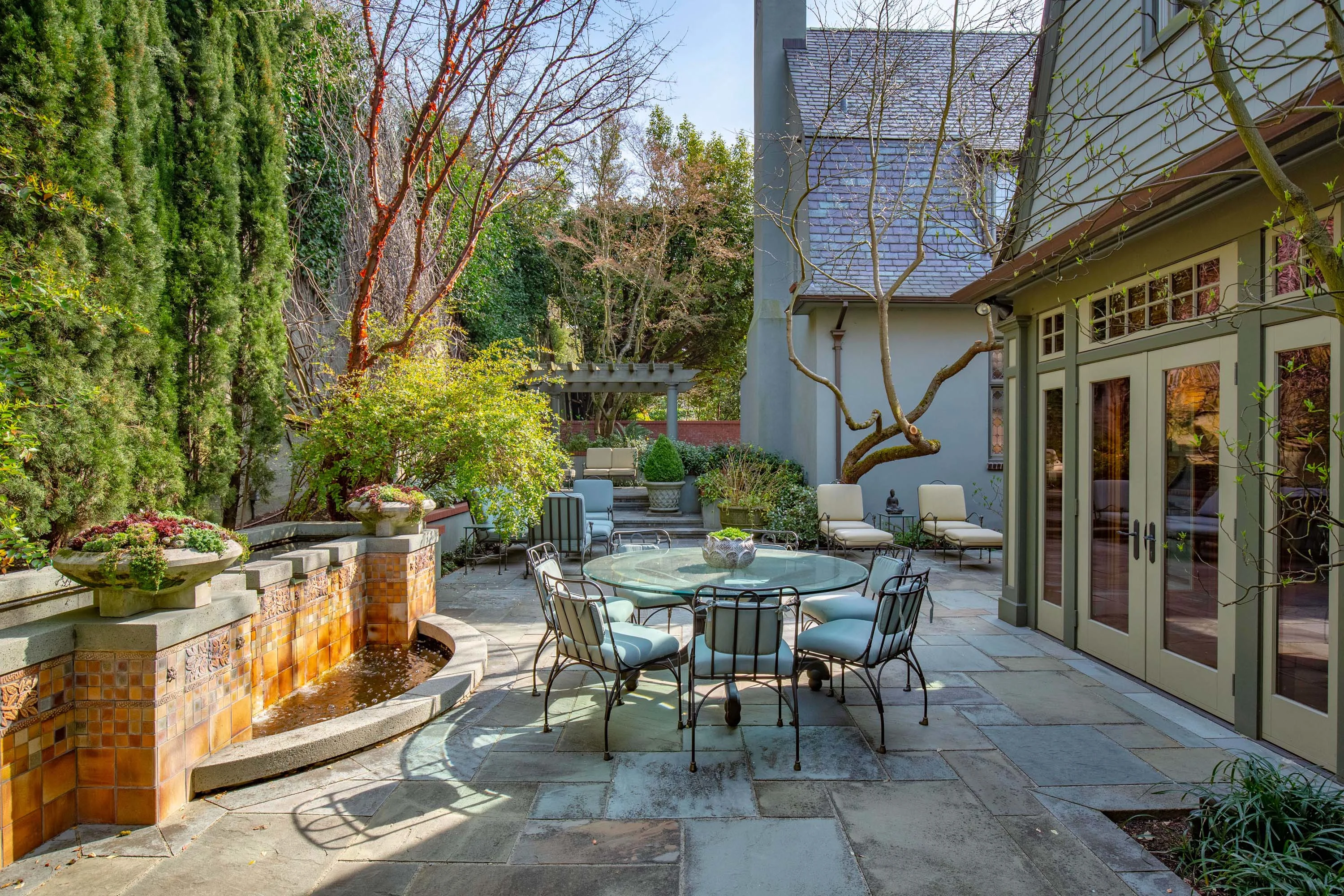 618 West Highland Drive, Seattle, Washington 98119 - 618-west-highland-drive-seattle-washington36_zalyl4