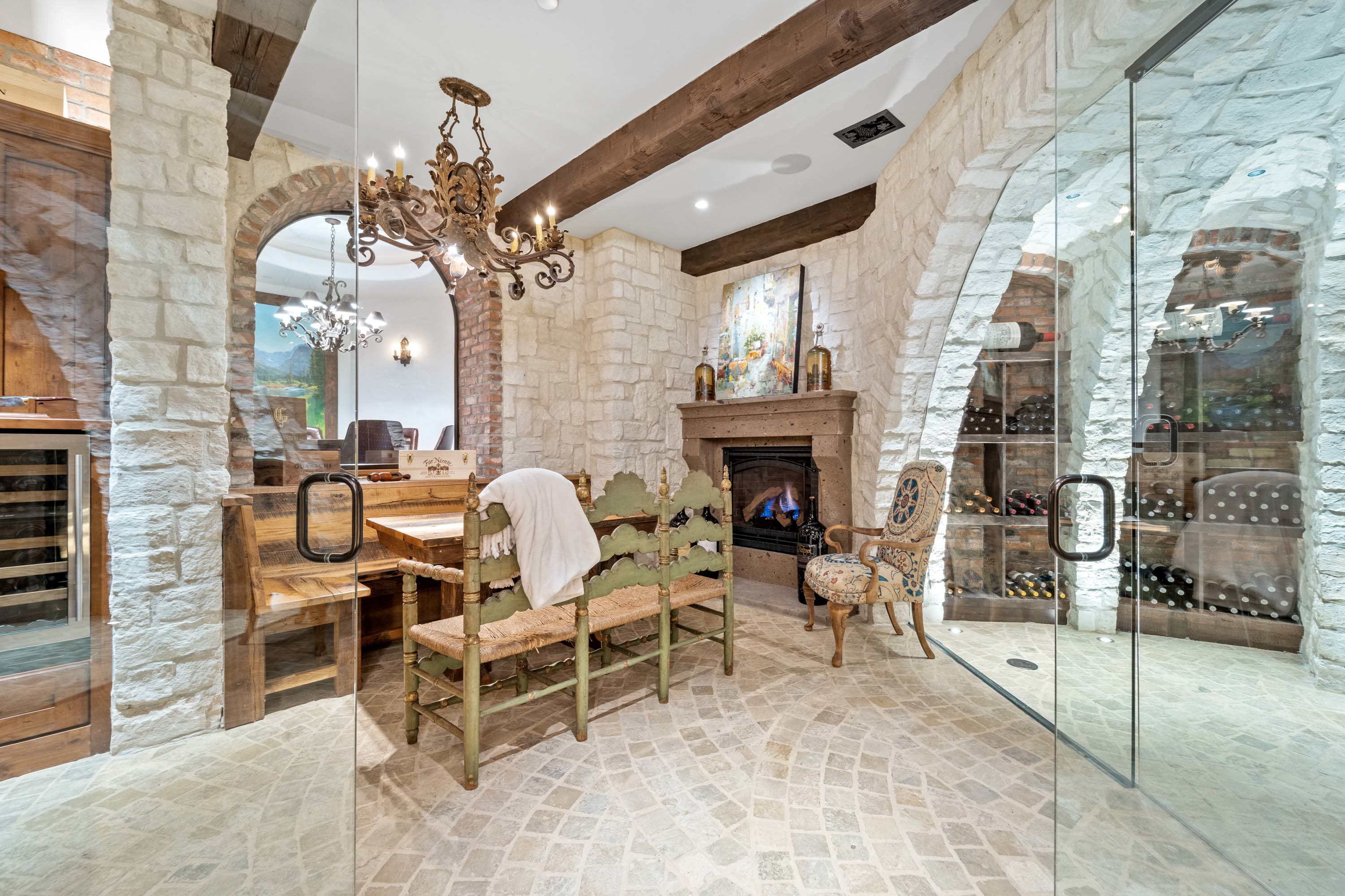 42 7944 Dante Drive - Luxury Real Estate - Concierge Auctions