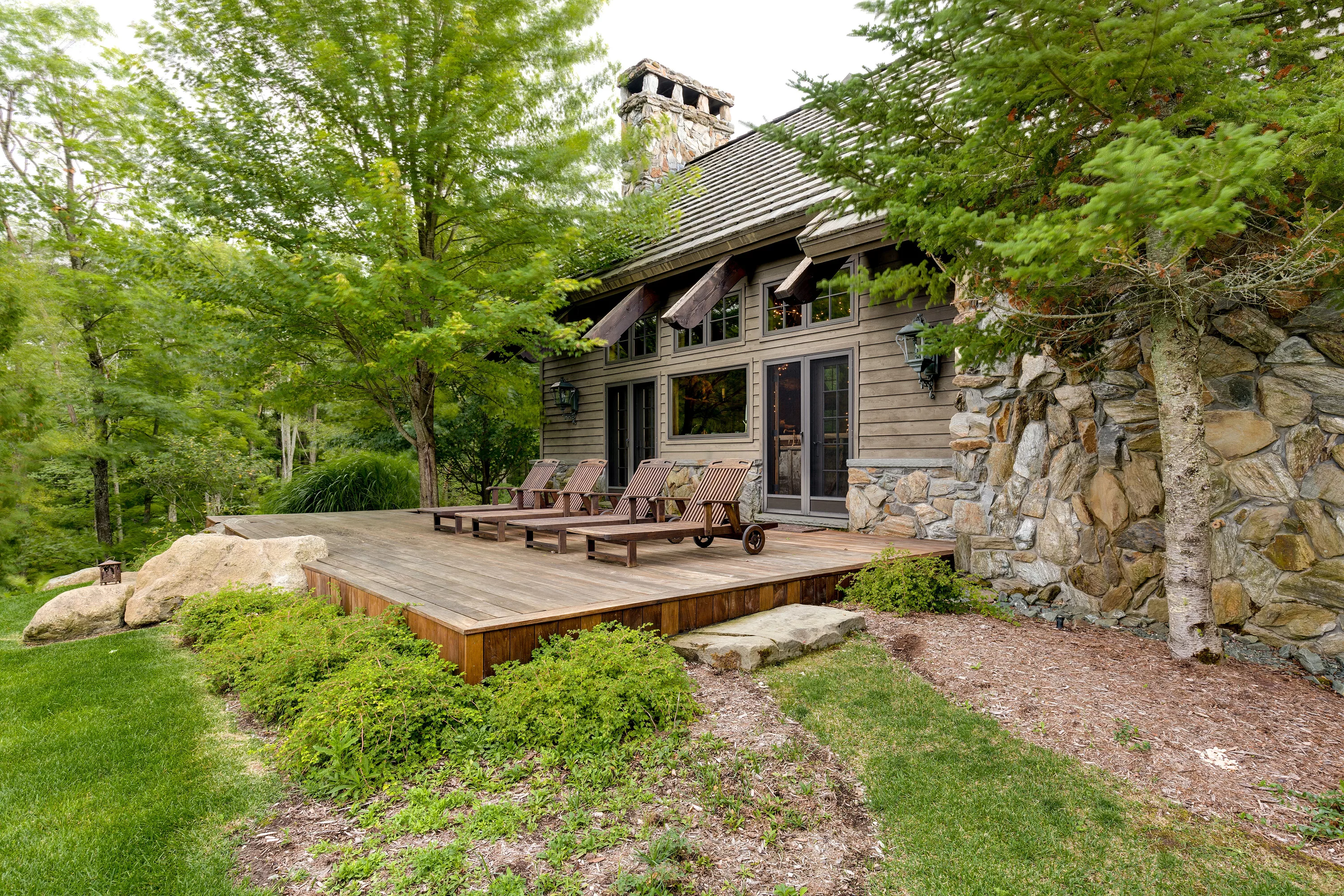 2665 Short Road, Lupton, Michigan 48635 - valhalla-lodge-northern-michigan-luxury-real-estate-31_s0sblg
