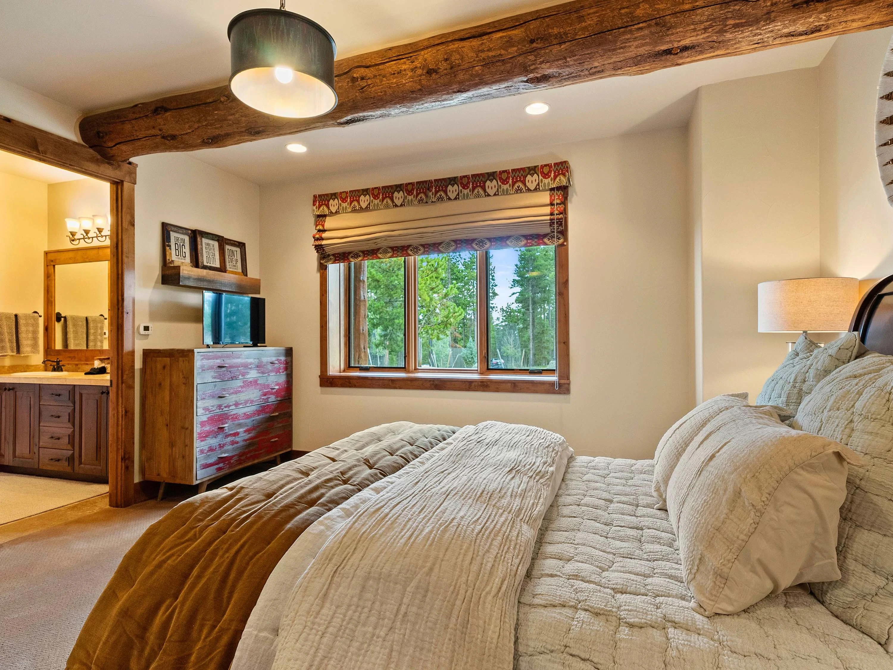 The Second Chance Ranch, 9141 Mountain Ranch Road & 31652 Shadow Mountain Drive, Conifer, Denver Area, Colorado 80433 - 21_-_9141_Mountain_Ranch_Rd-print-032-267-photo_online_021-3264x2448-300dpi_cqqqbz
