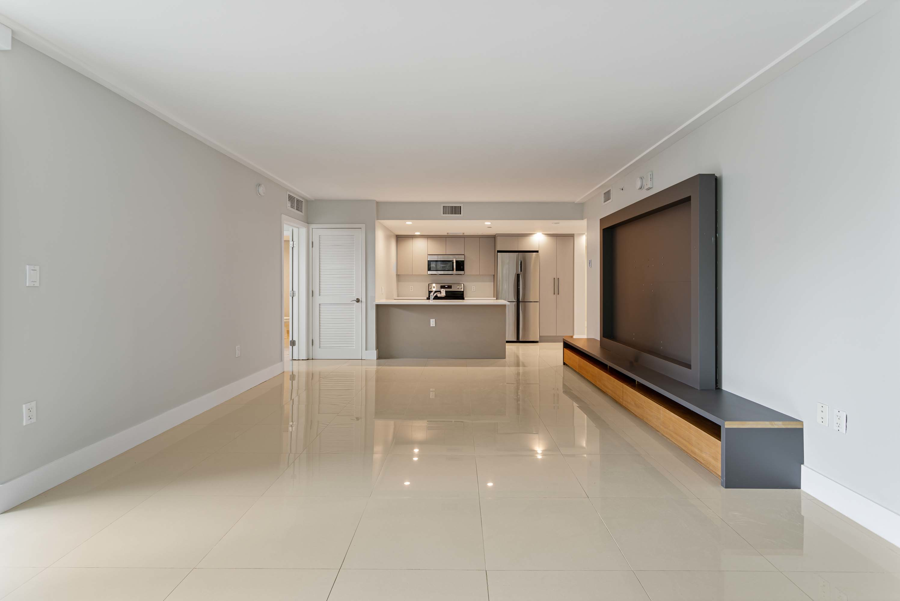 05 Unit 203 1150 101st Street - Luxury Real Estate - Concierge Auctions