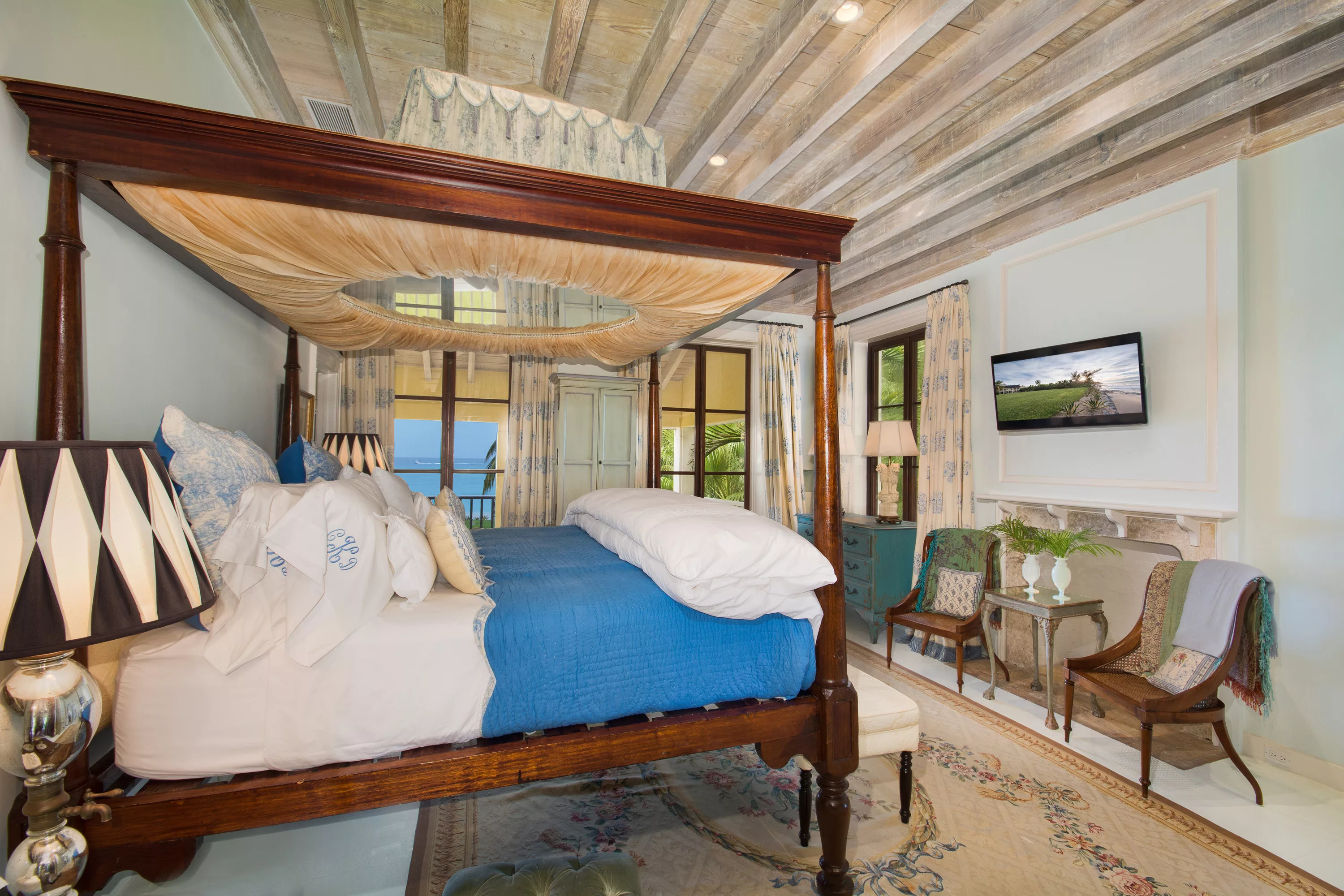 Paradise Island,  , Bahamas - kilkee-house-paradise-island-nassau-bahamas-luxury-real-estate-25_sjxtyr