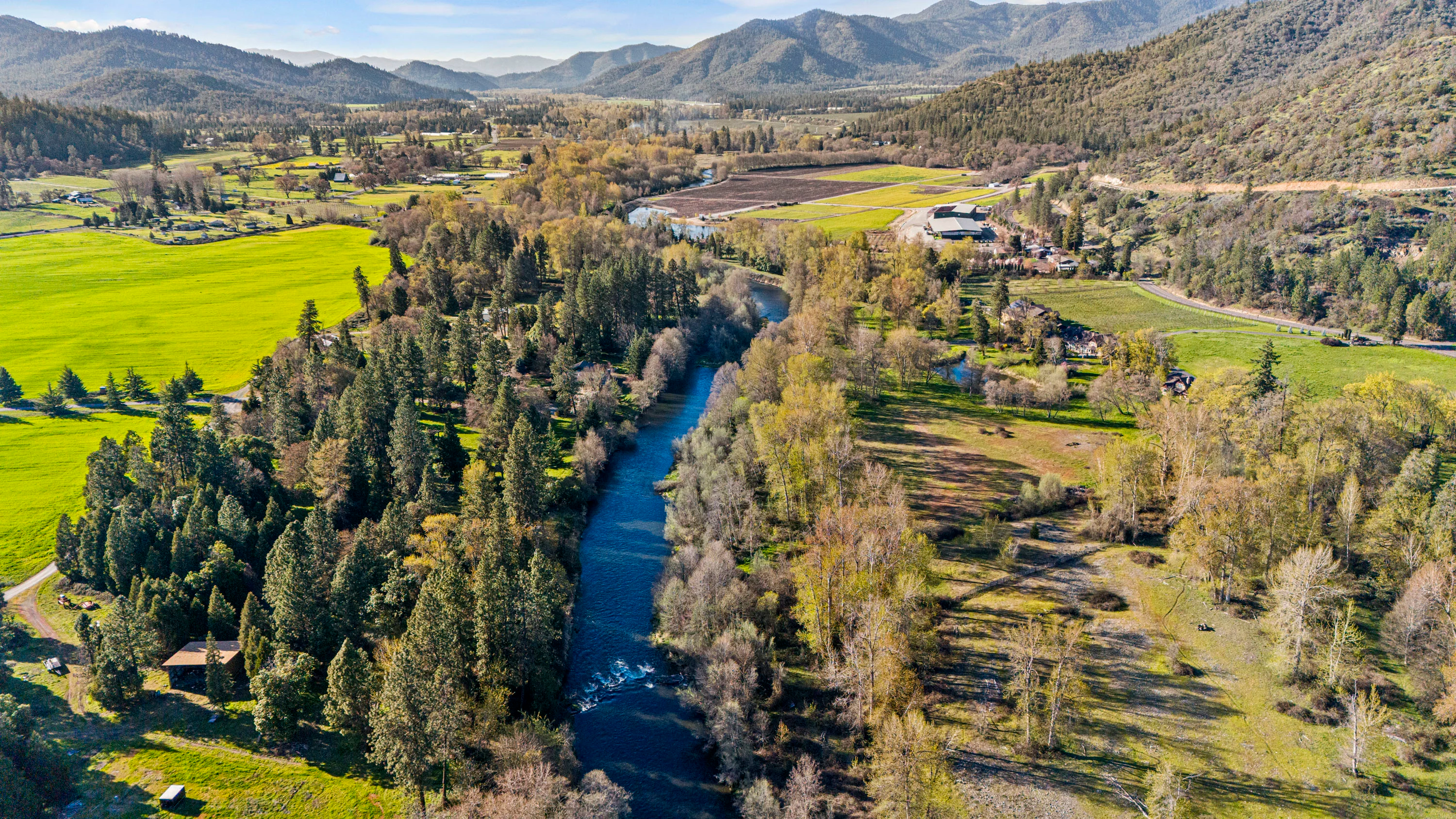 15855  Highway 238, Grants Pass, Oregon 97527 - 15577_Hwy_238_Grants_Pass_OR_15_sxjpst