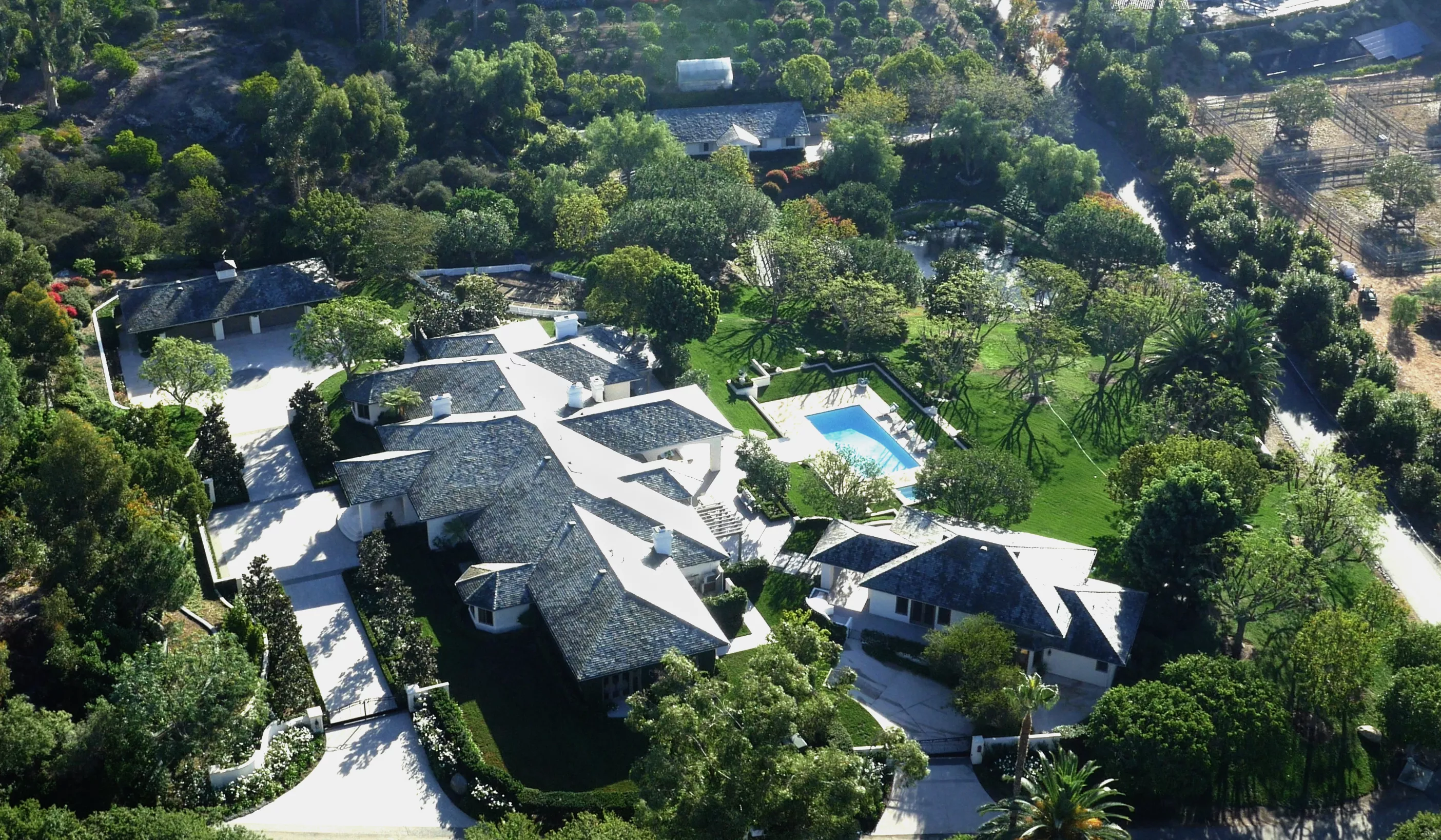 6605 La Valle Plateada, Rancho Santa Fe, California 92091 - Aerial-10-01-21-2121_w1b1bf