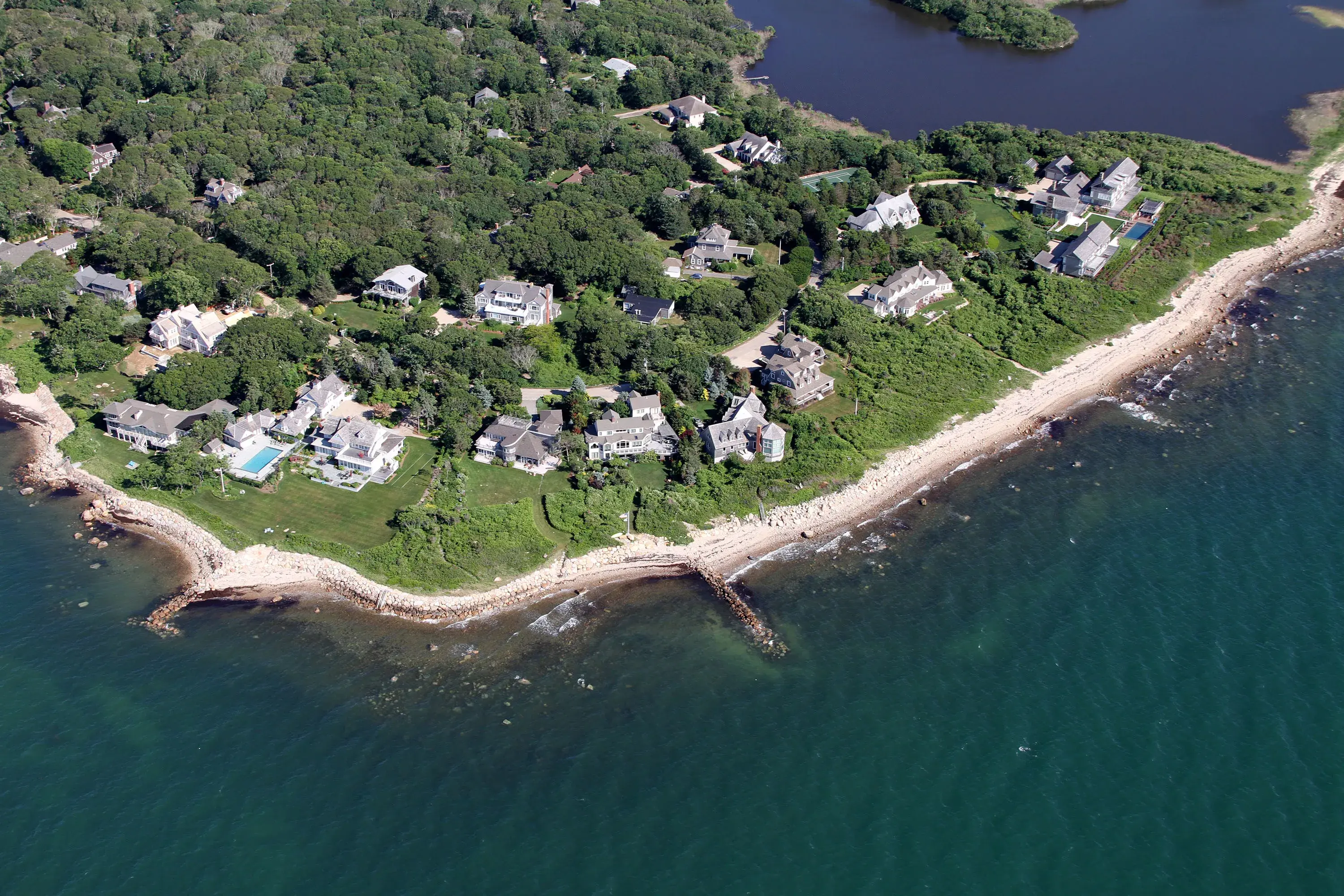 47 Gunning Point Road, Falmouth, Massachusetts 02540 - 47-gunning-point-road-falmouth-massachusetts-02_r3dtre