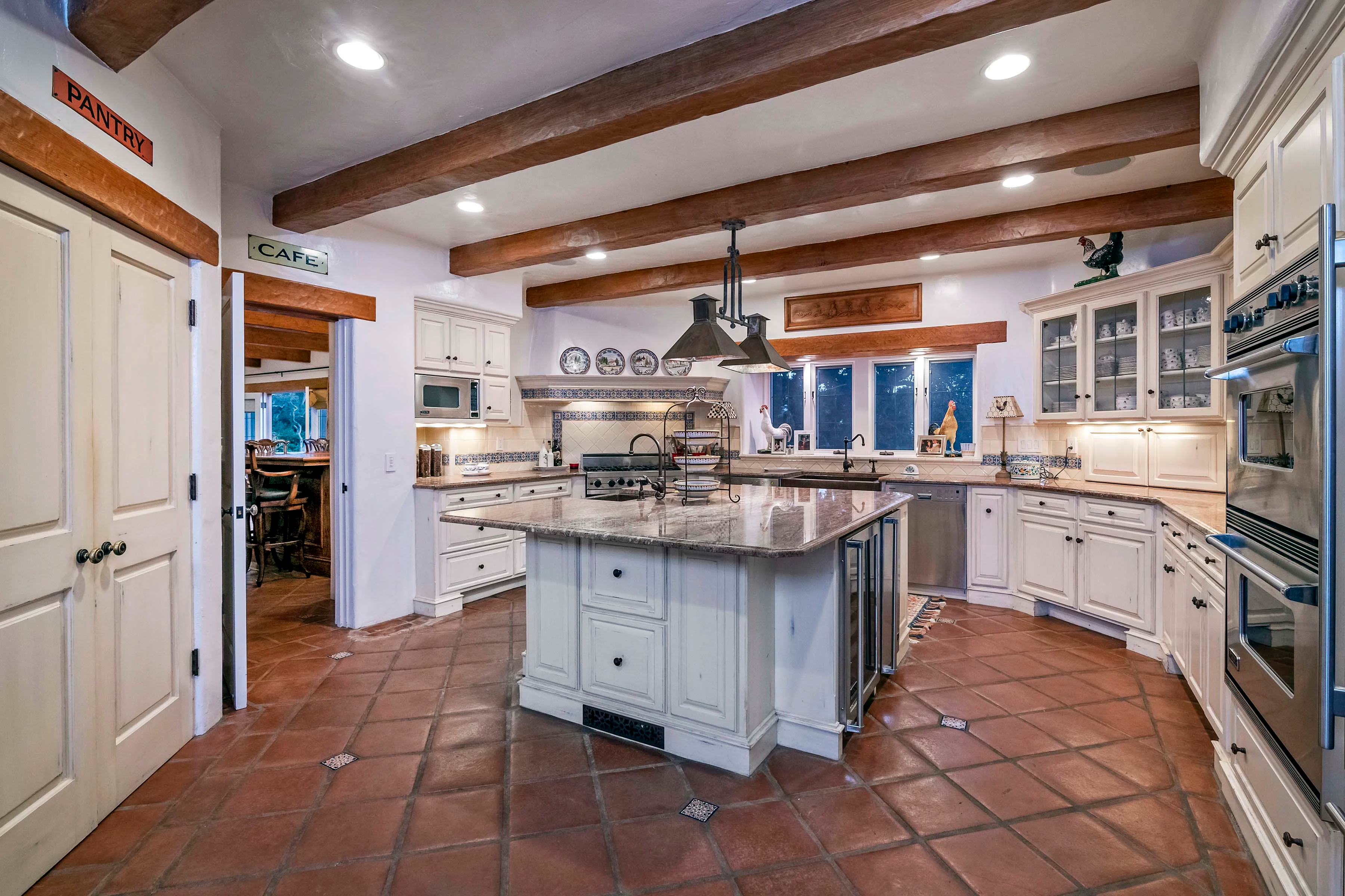 706 Park Lane, Montecito, California 93108 - 706-park-lane-santa-barbara-california_08_nrulzp