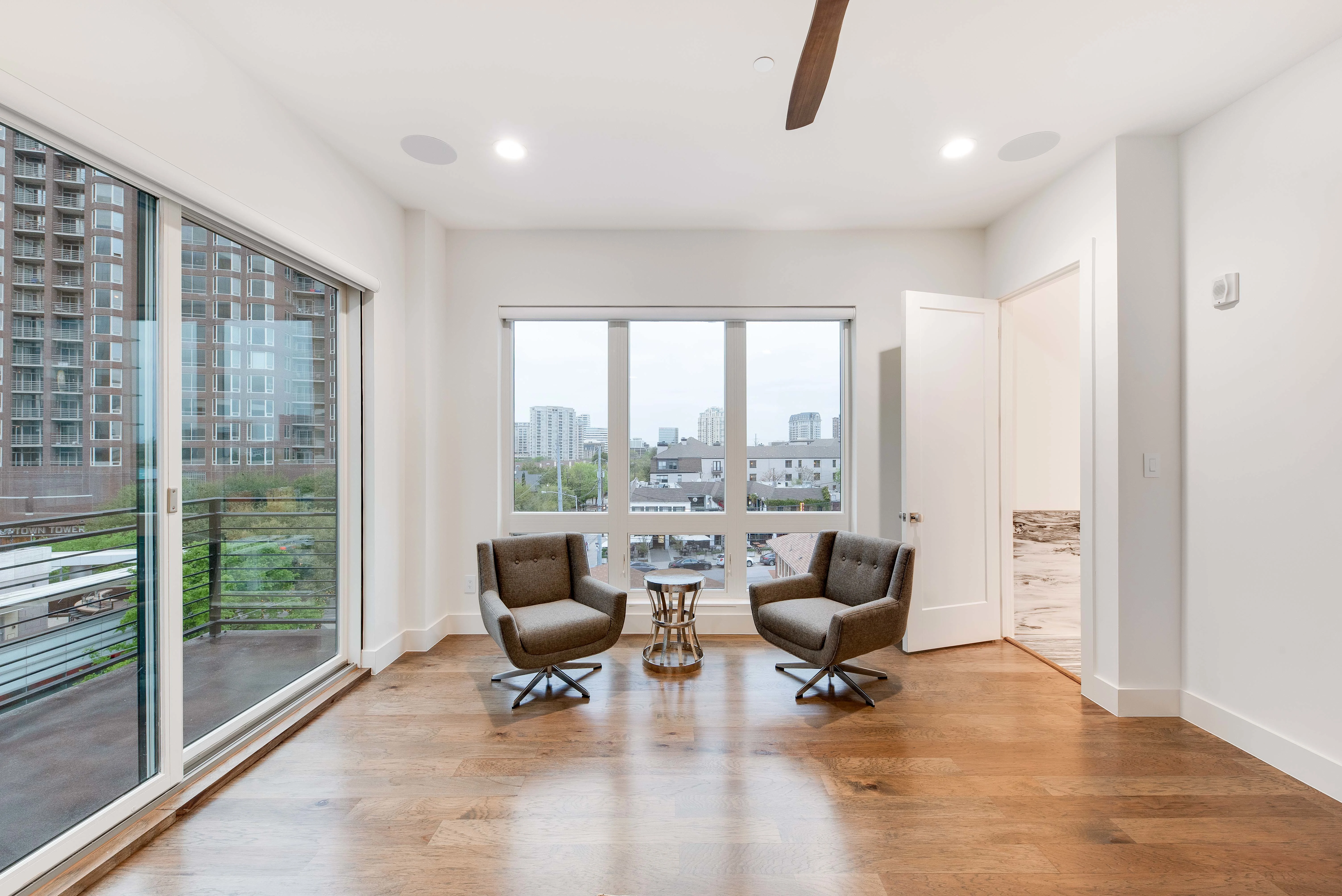 2934 North Hall Street, Dallas, Texas 75204 - 2934-north-hall-street-dallas-texas_40_lwobwg