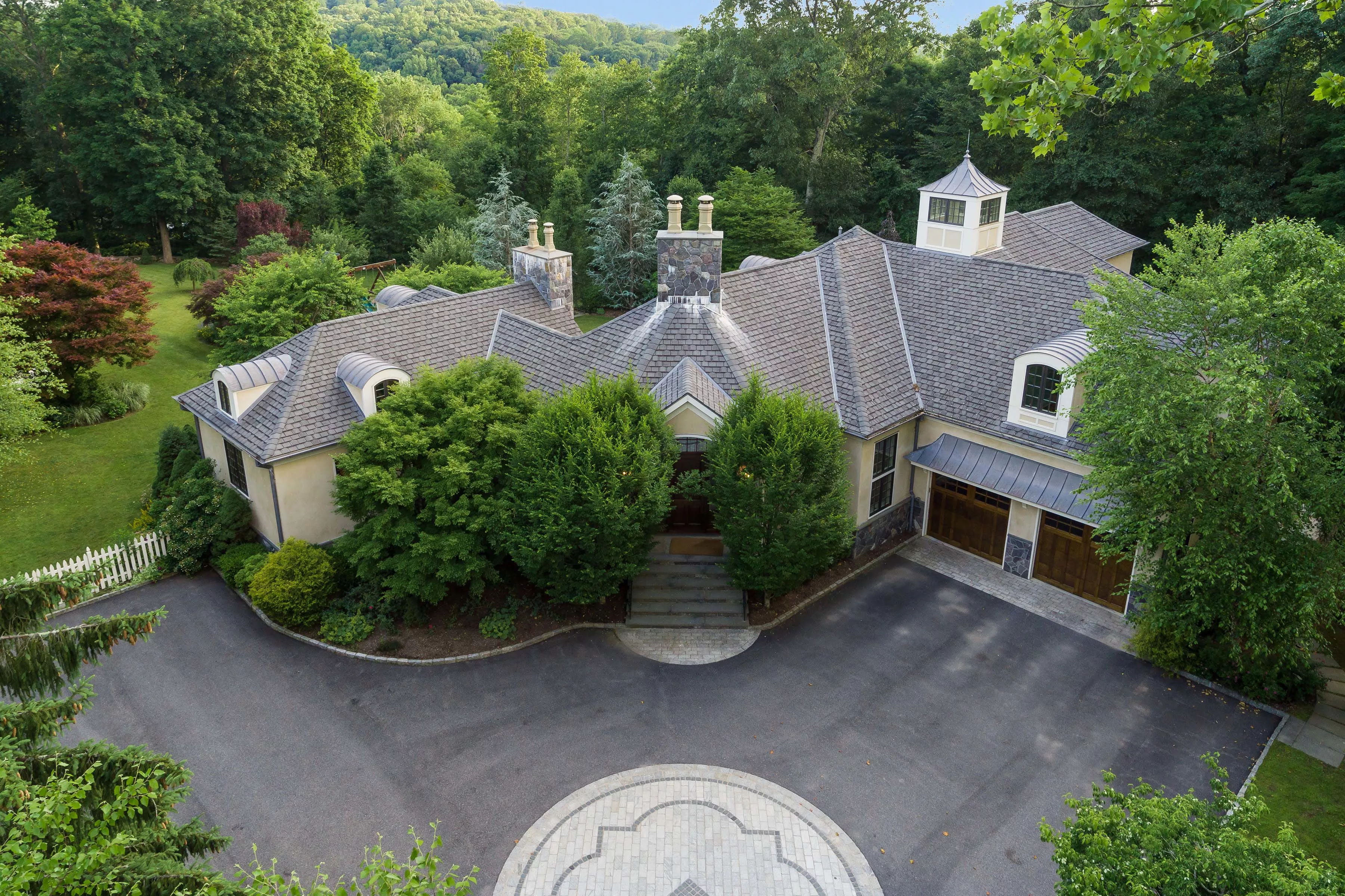 189 Beaver Dam Road, Katonah, New York 10536 - 189-beaver-dam-road-katonah-ny04_yzsbnk