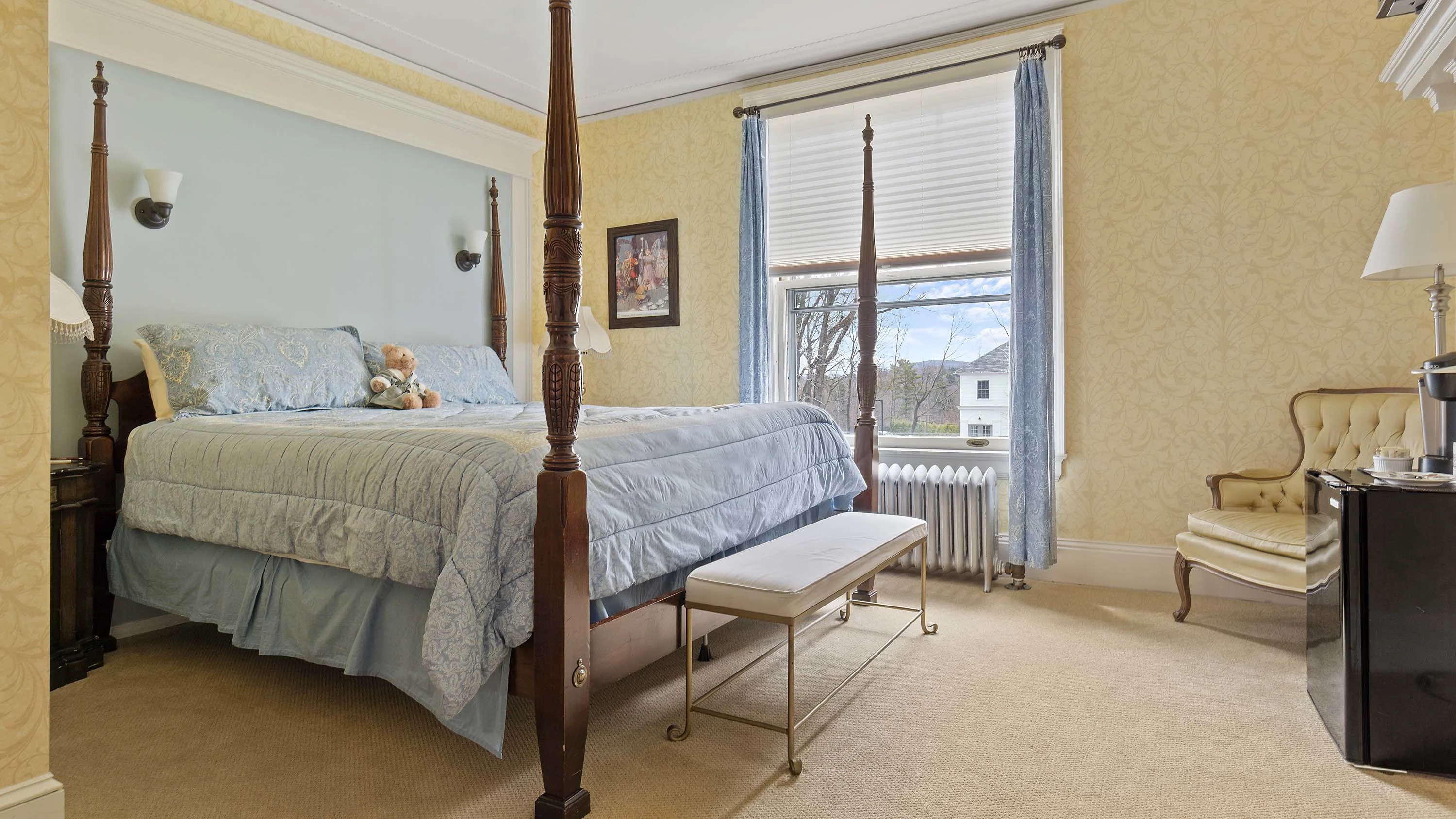 51 Walker Street, The Berkshires, Massachusetts 01240 - gateways-inn-51-walker-street-lenox-massachusetts33_caiosr