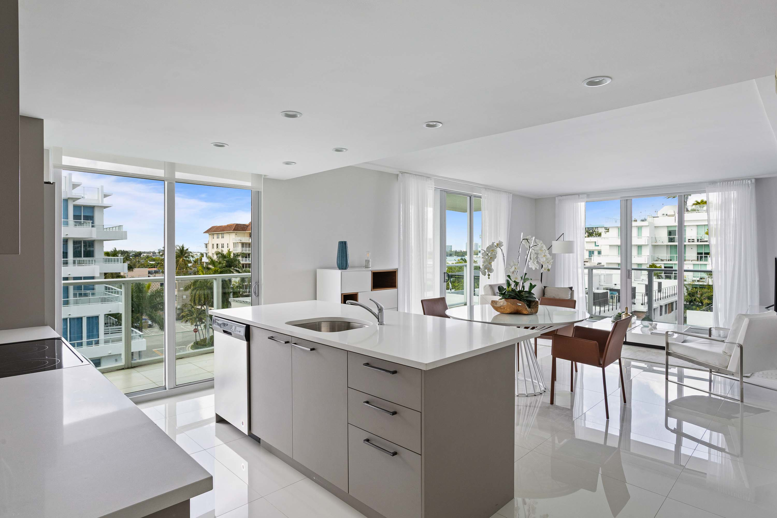 11 Unit 601 1150 101st Street - Luxury Real Estate - Concierge Auctions