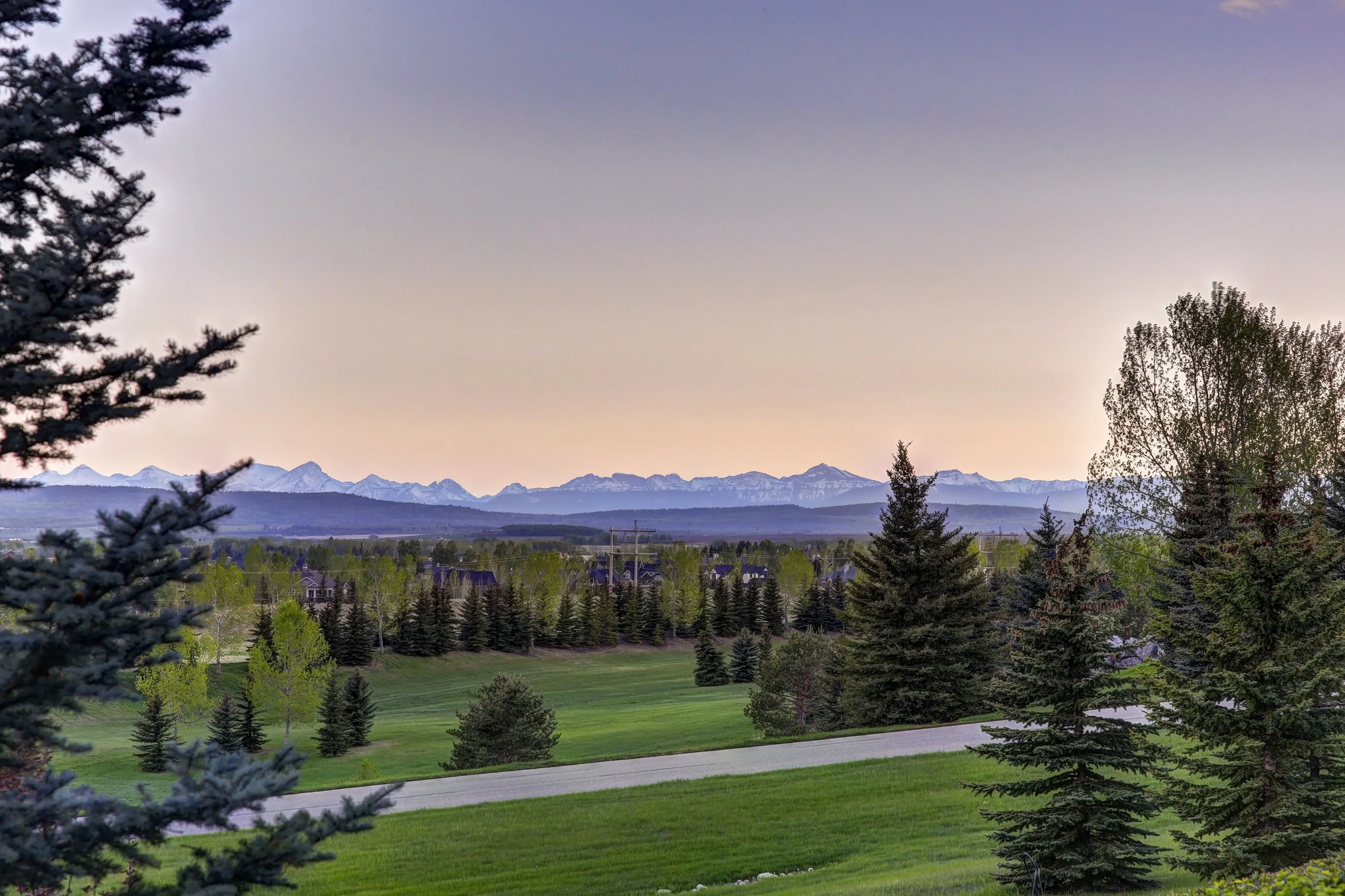 27 Granite Ridge, Calgary, Alberta T3Z 3B3, Canada | Concierge Auctions