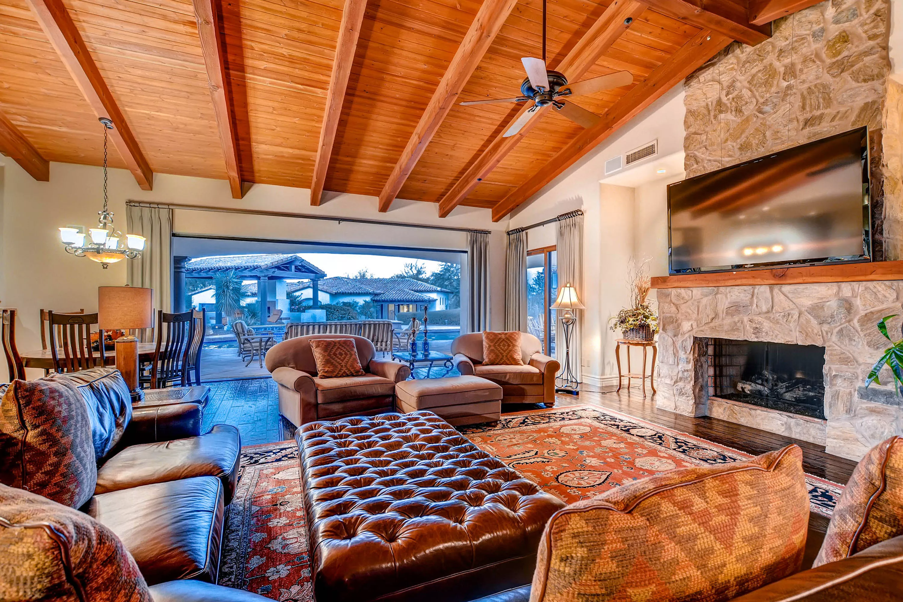 7839 North Foothills Drive South, Paradise Valley, Arizona 85253 - 7839-north-foothills-drive-south-paradise-valley-arizona14-20-00-31-3131_vy7jgd