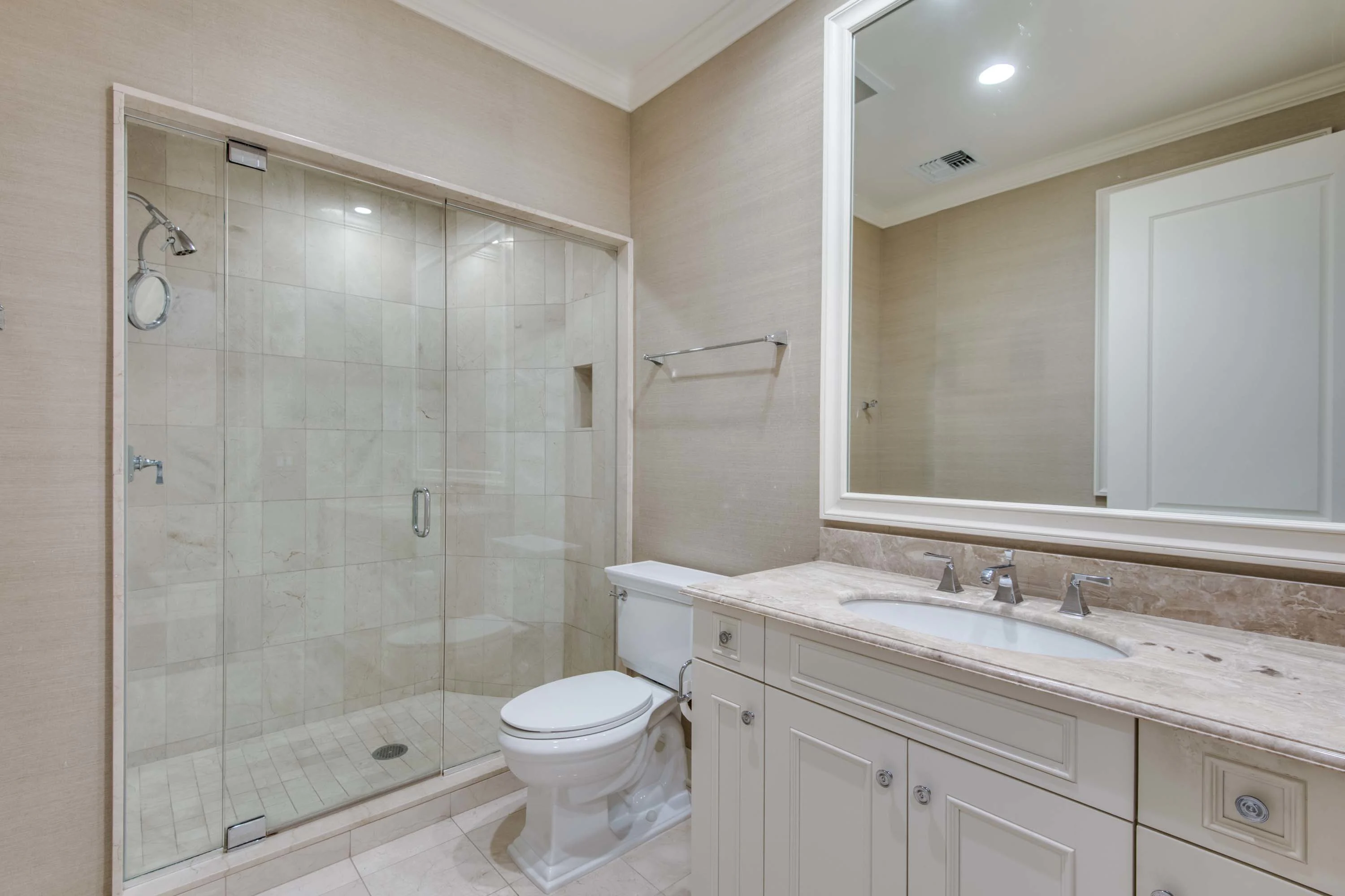 2555 North Pearl Street, #202, Ritz-Carlton Residences, Dallas, Texas 75201 - 2555-north-pearl-street-dallas-texas_23_ofzzef