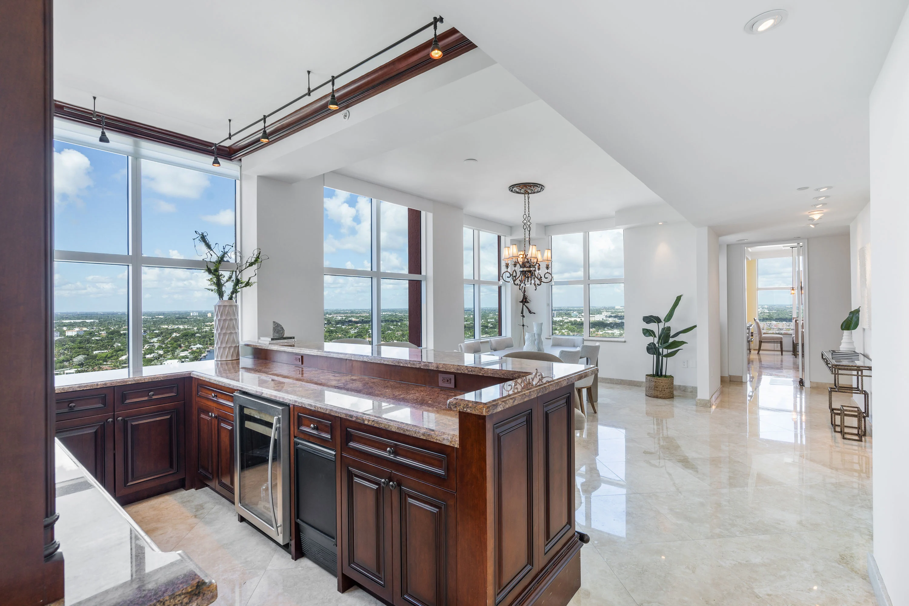 2110 N Ocean Blvd #26D, Fort Lauderdale, Florida  33305 - 2110_N_Ocean_Blvd_13_kbk9kj