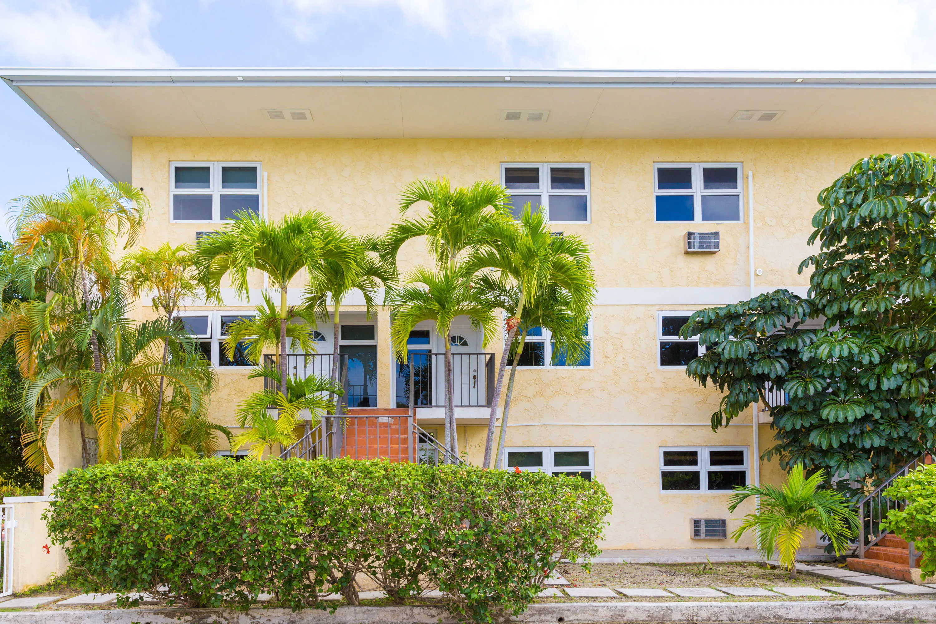 Bahama Reef Boulevard, Freeport,  , Bahamas - bahama-reef-yacht-and-country-club-complexes-freeport-bahamas-04-30-12-55-5555_czecc5