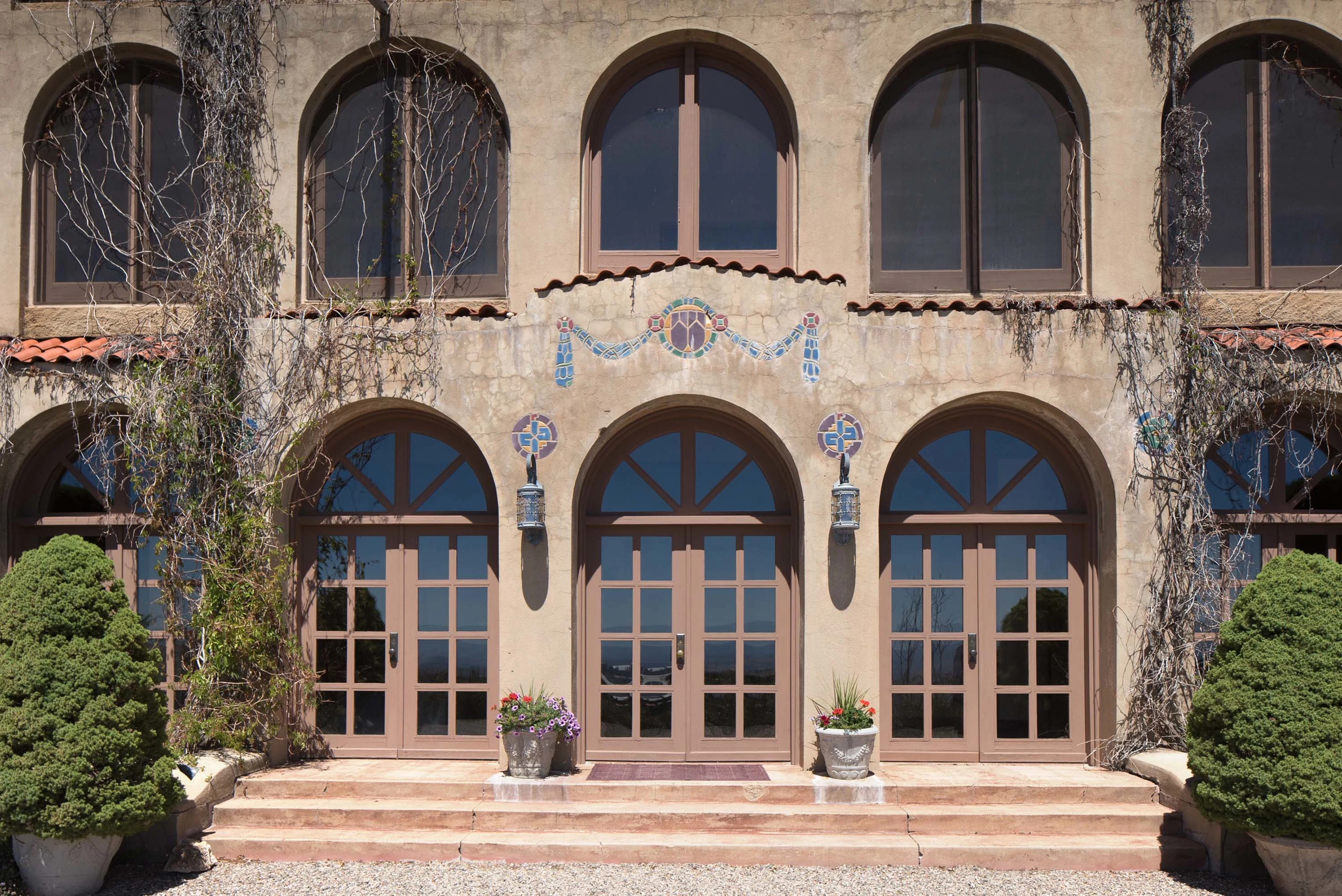 300 Upper Bell Road, Near Sedona, Arizona 86331 - 300-upper-bell-road-jerome-arizona04_cy45fx