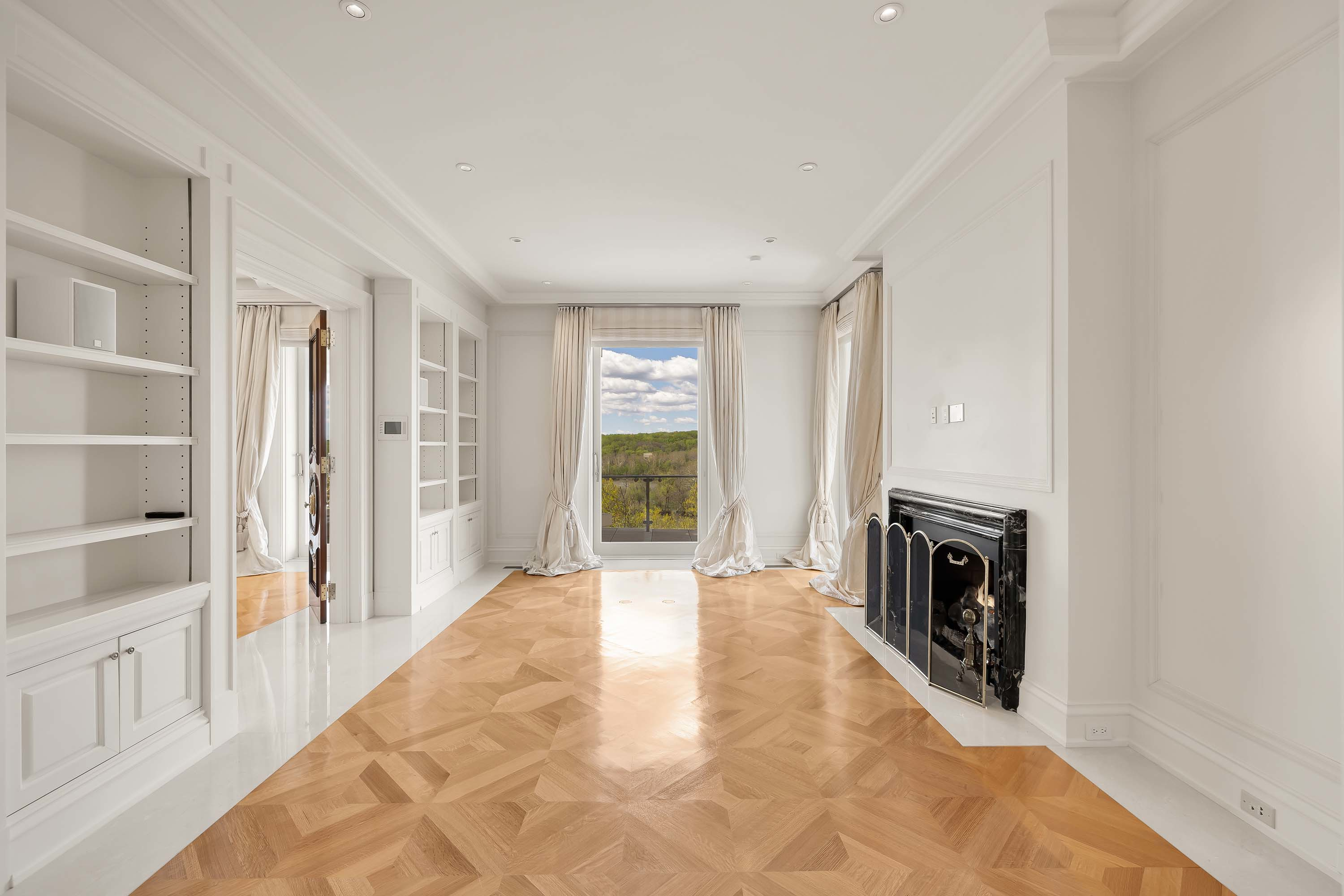 14 11900 River Rd, Potomac, MD 20854 - Luxury Real Estate - Concierge Auctions