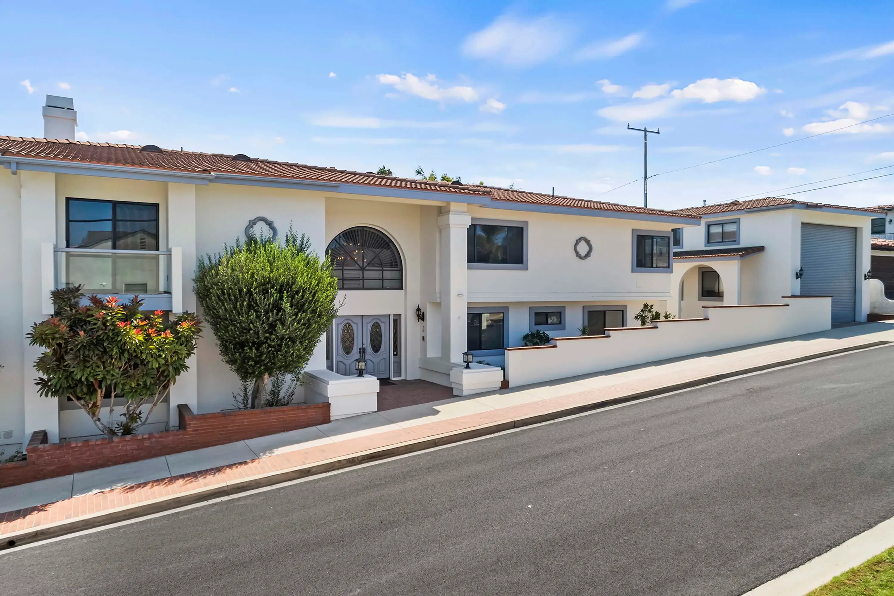 1400 19th St, Manhattan Beach, California 90266 - 1_-_1400_19th_Manhatten_Beach-009_1_b9kkq2