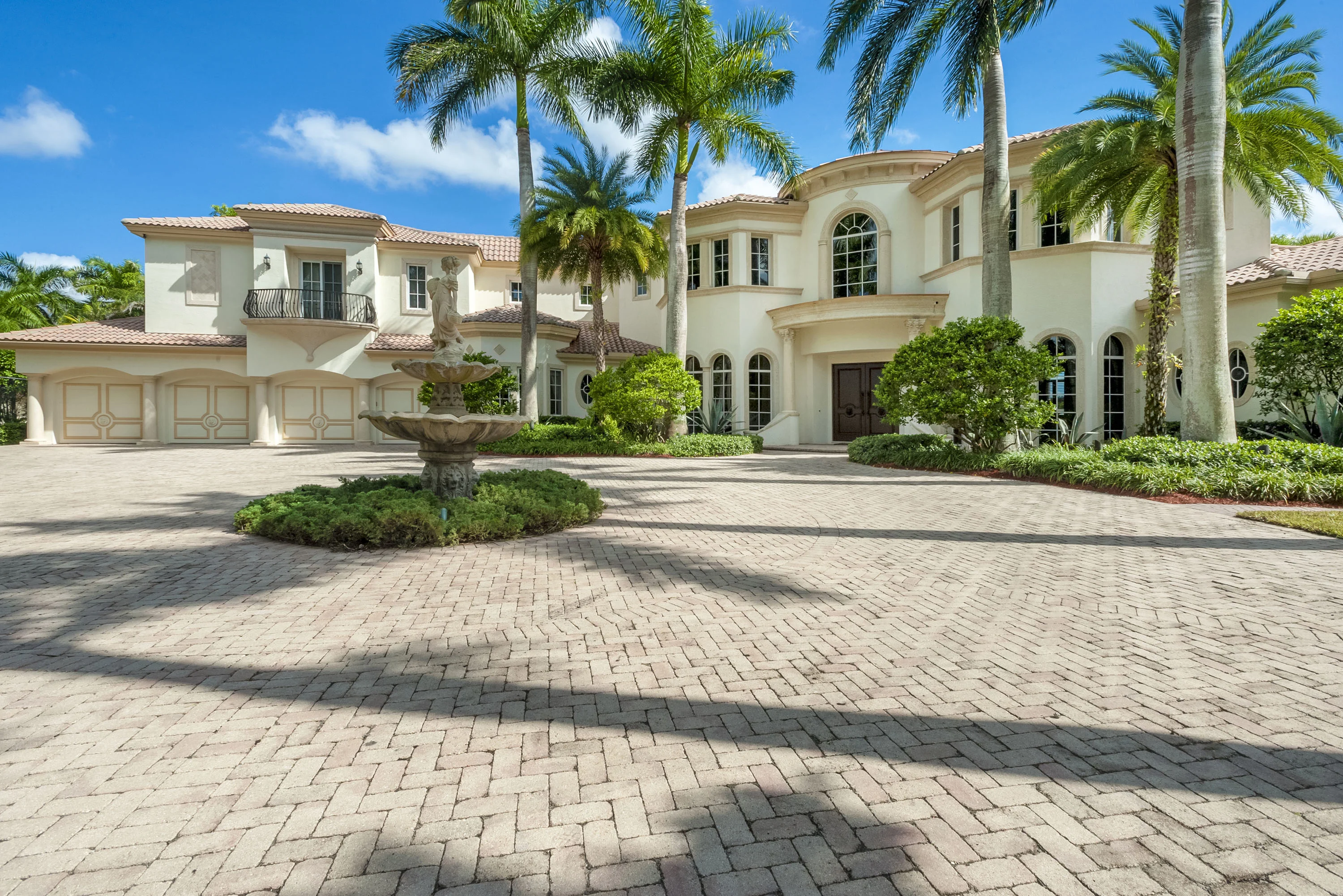 8495 Twin Lake Drive, Boca Raton, Florida 33496 | Concierge Auctions
