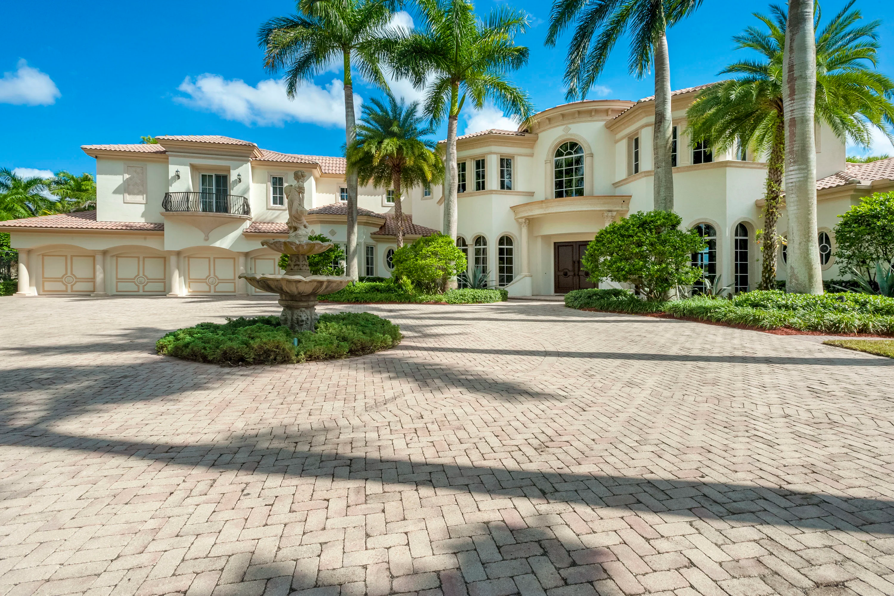 8495 Twin Lake Drive, Boca Raton, Florida 33496 - 8495-twin-lake-drive-boca-raton-florida03_fxzd1s