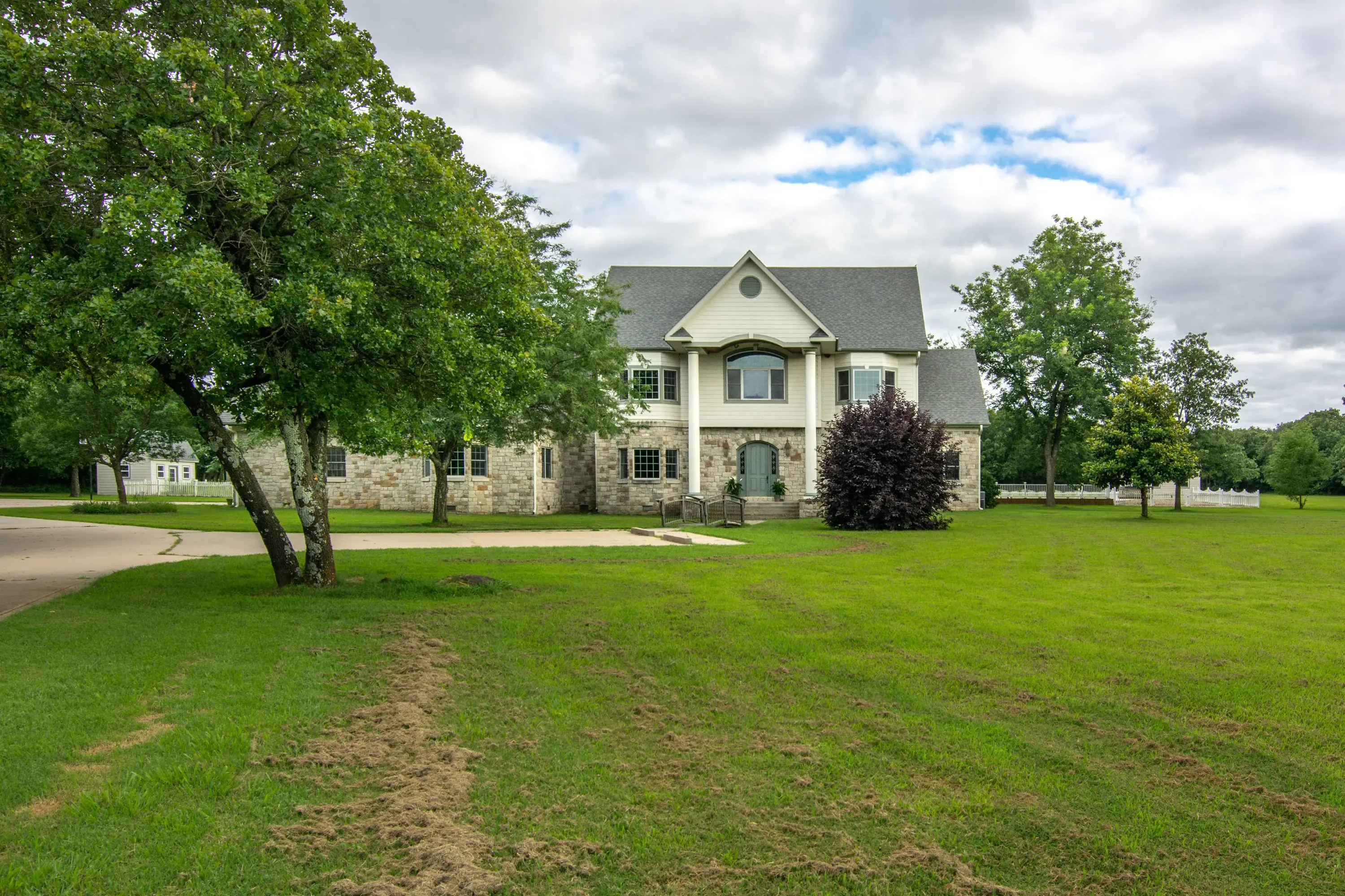 1396 County Road 4600, Near Independence, Kansas 67344 - 1396-country-road-4600-elk-city-kansas01_kdocv6