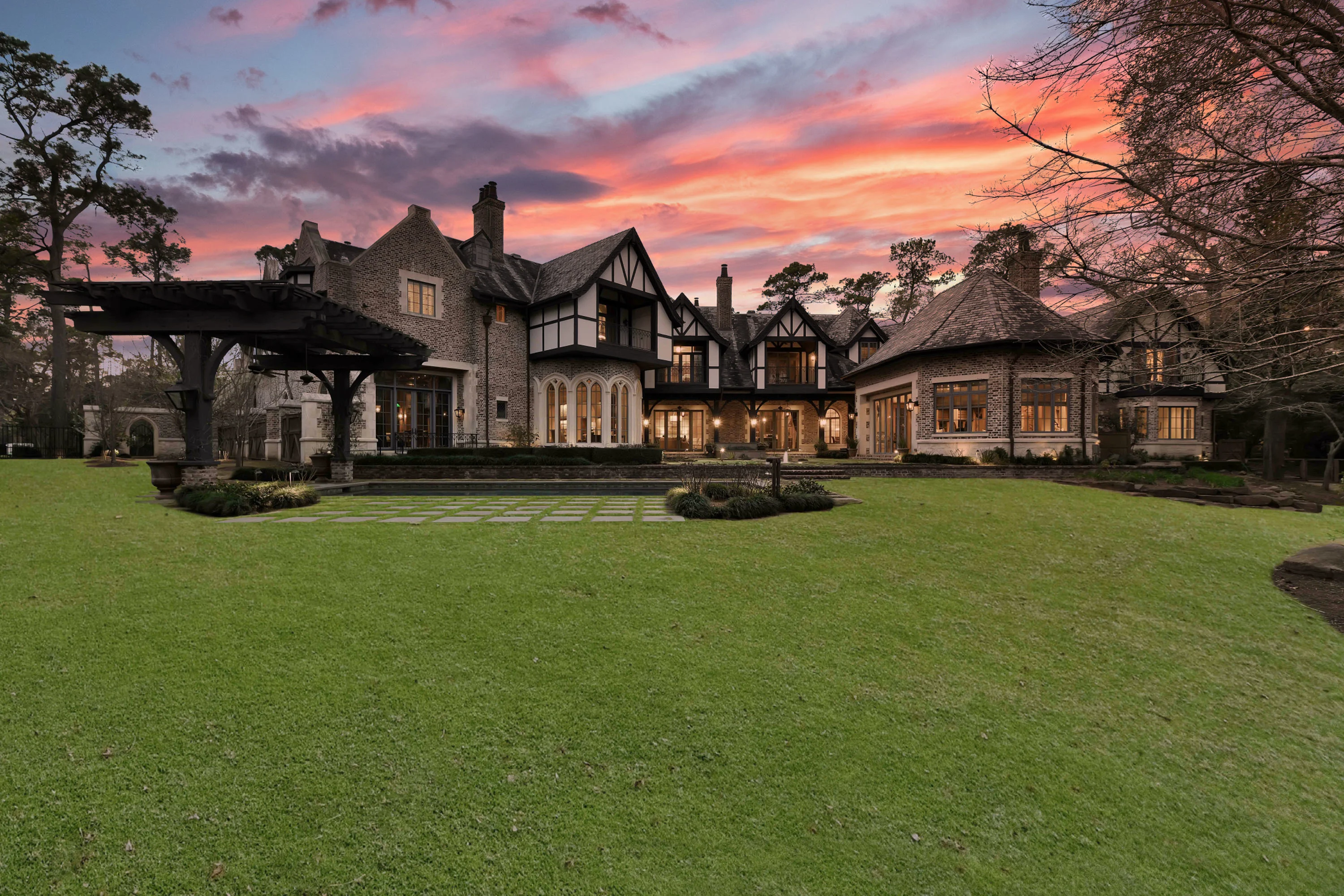 3996 Iverness Drive, Houston, Texas 77019 - 3996-inverness-drive-houston-texas43_fqvtap