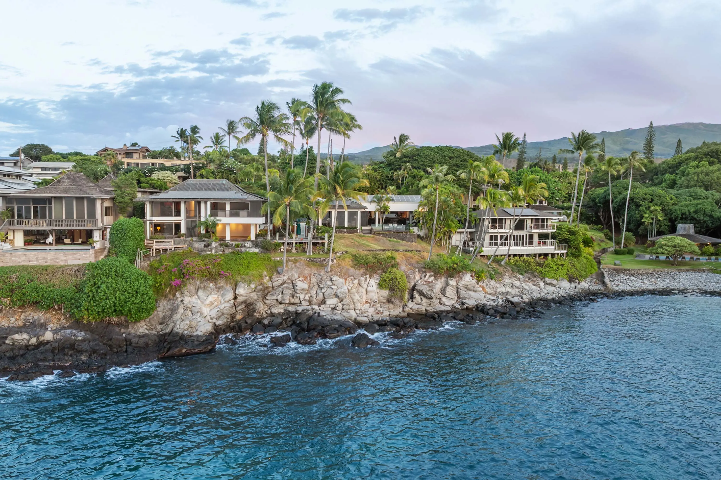 65 5163 and 5157 Lower Honoapiilani Rd, Lahaina, HI 96761 - Luxury Real Estate - Concierge Auctions