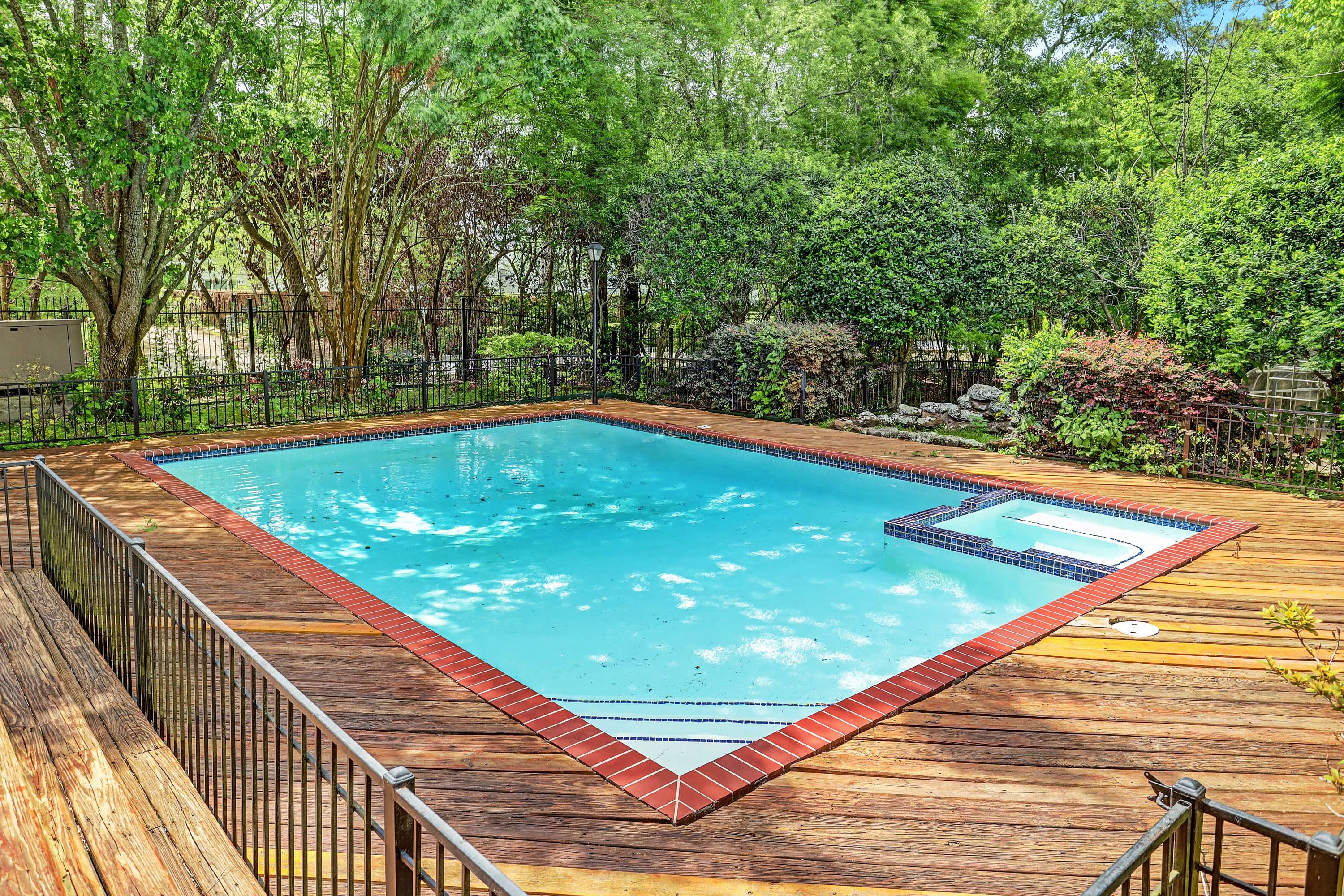 4006 Inverness Drive, Houston, Texas 77019 - 4006-inverness-drive-houston-texas_08_k6wzff