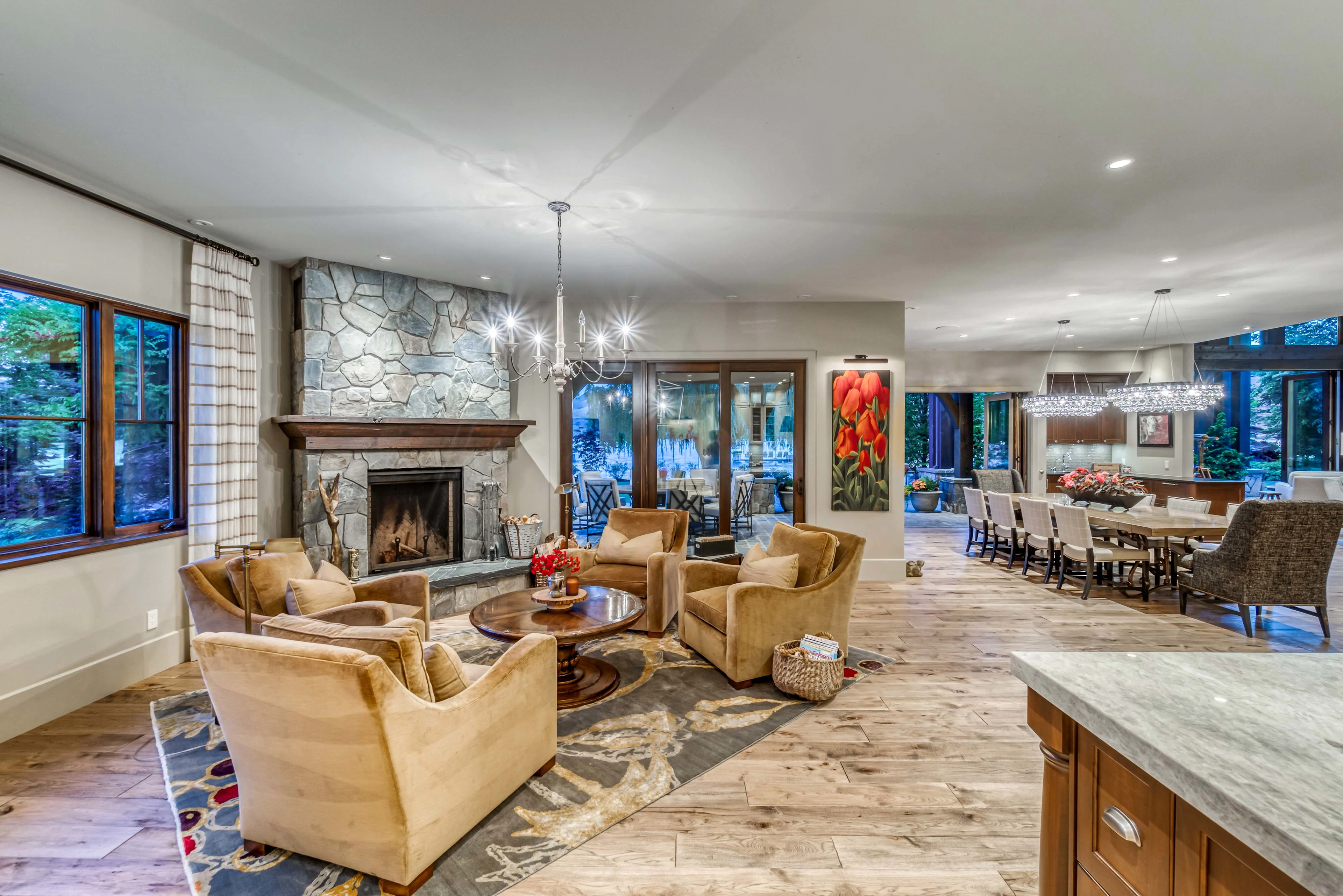 8200 Kalavista Drive, Kalamalka Lake, British Columbia V1B 1K3, Canada - 8200-kalavista-drive-kalamalka-lake-british-columbia_11_gzhpsr