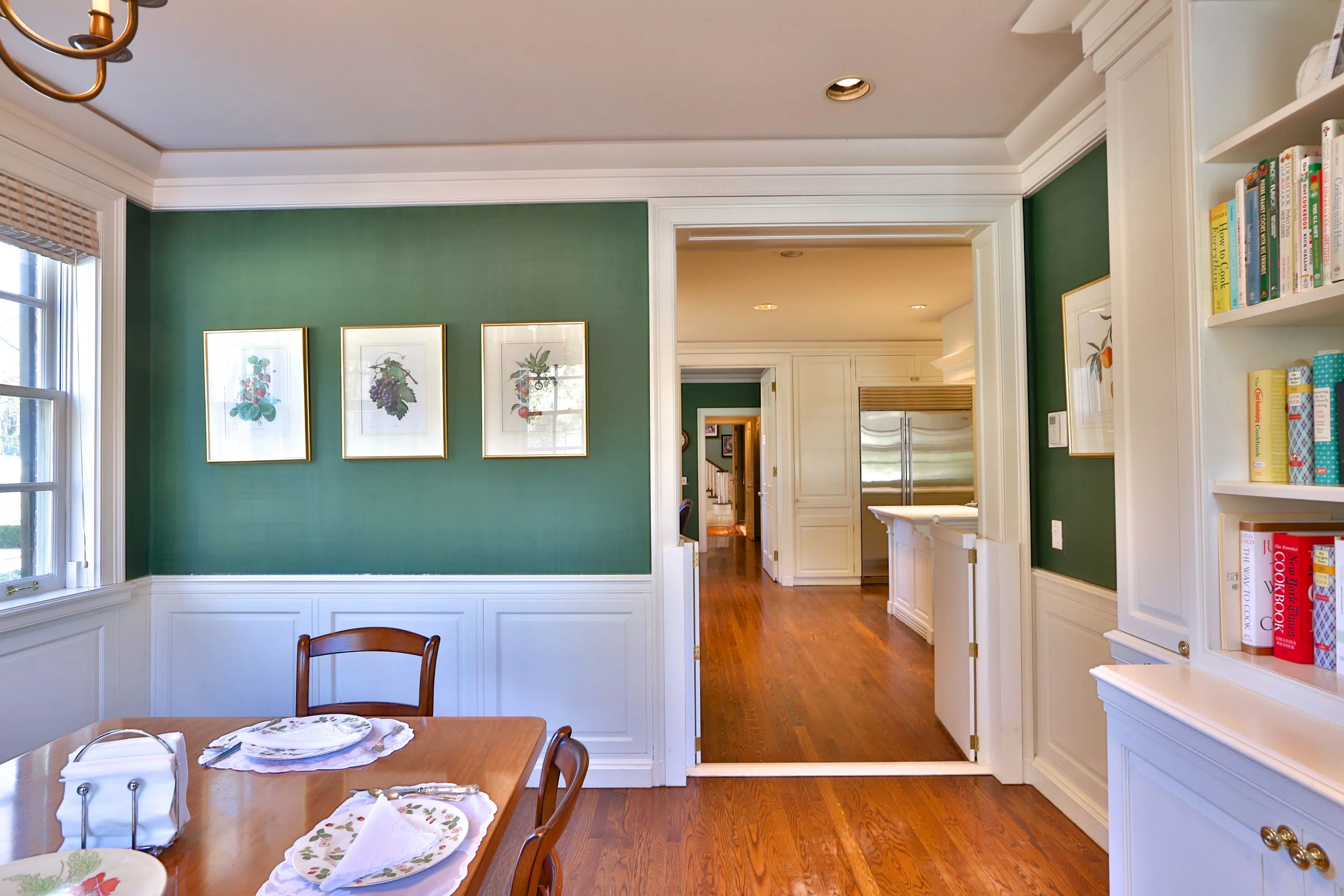 26 Park Lane Circle, Toronto, Ontario M3B 1Z7, Canada - 26-park-lane-circle-toronto-ontario-canada_11_k5vgql