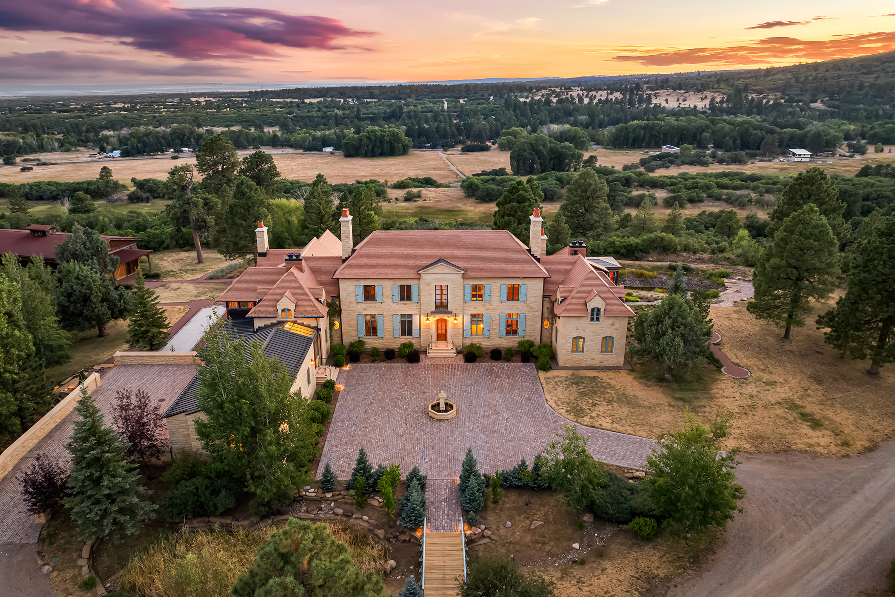 11846 W Highway 160 36