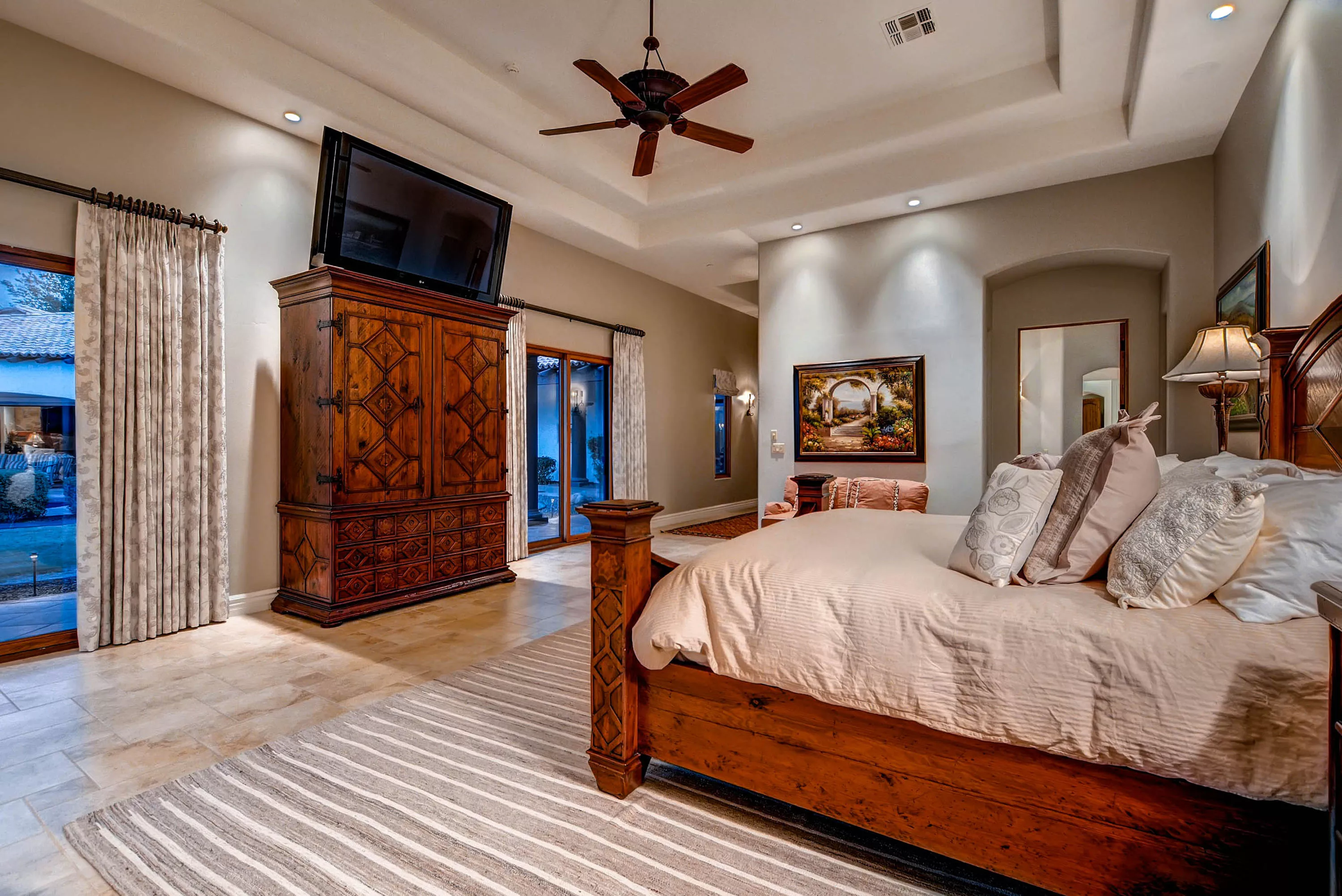 7839 North Foothills Drive South, Paradise Valley, Arizona 85253 - 7839-north-foothills-drive-south-paradise-valley-arizona16-20-00-31-3131_lwyon2