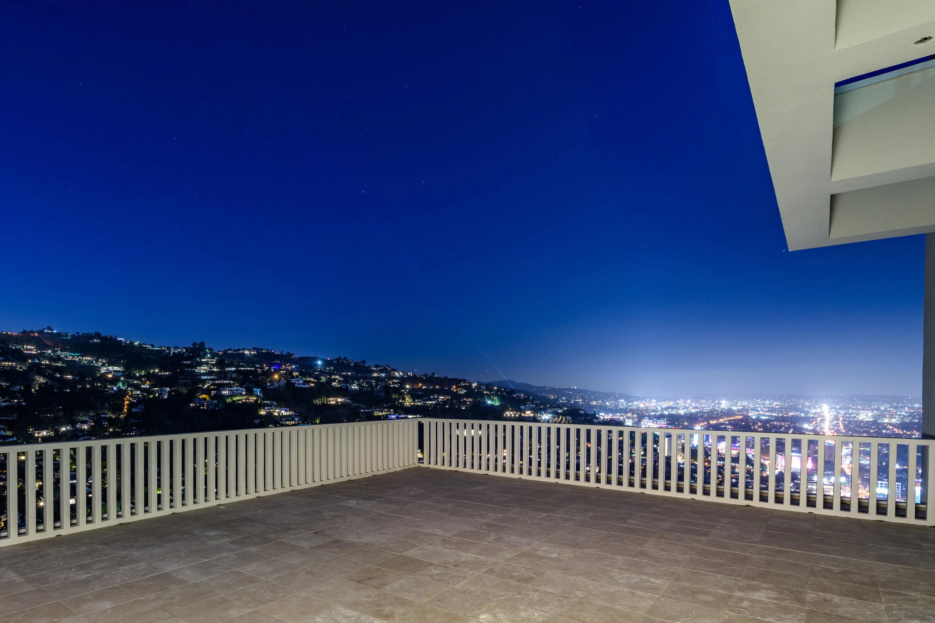 9255 Doheny Road PH1 and 2, West Hollywood/Beverly Hills, California 90069 - 9255-doheny-road-ph1-ph2-west-hollywood-california16_ust40n