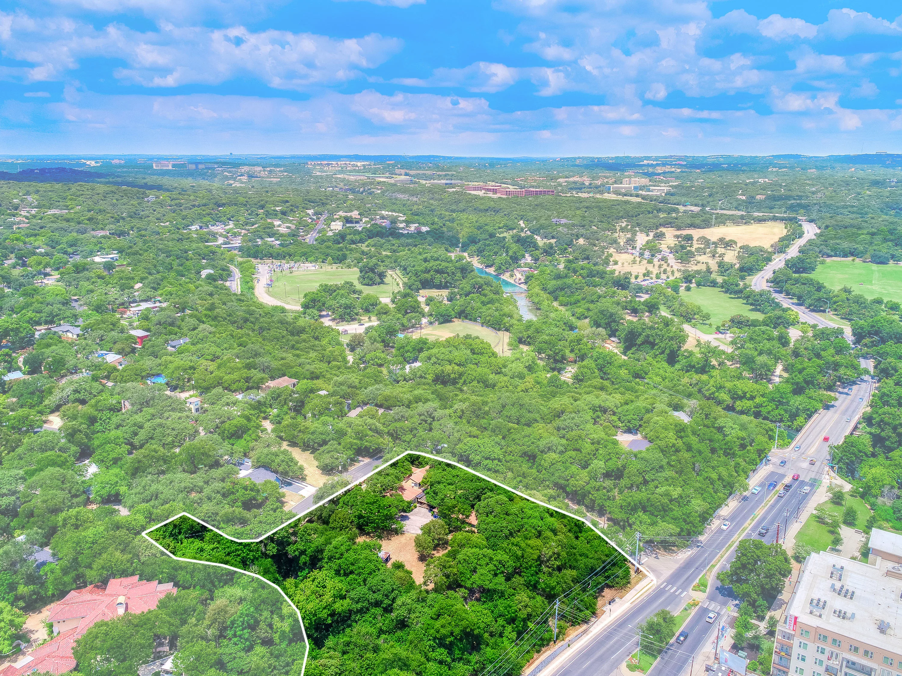 511 Barton Boulevard, Austin, Texas 78704 - 511_Barton_Blvd_11_swhoft