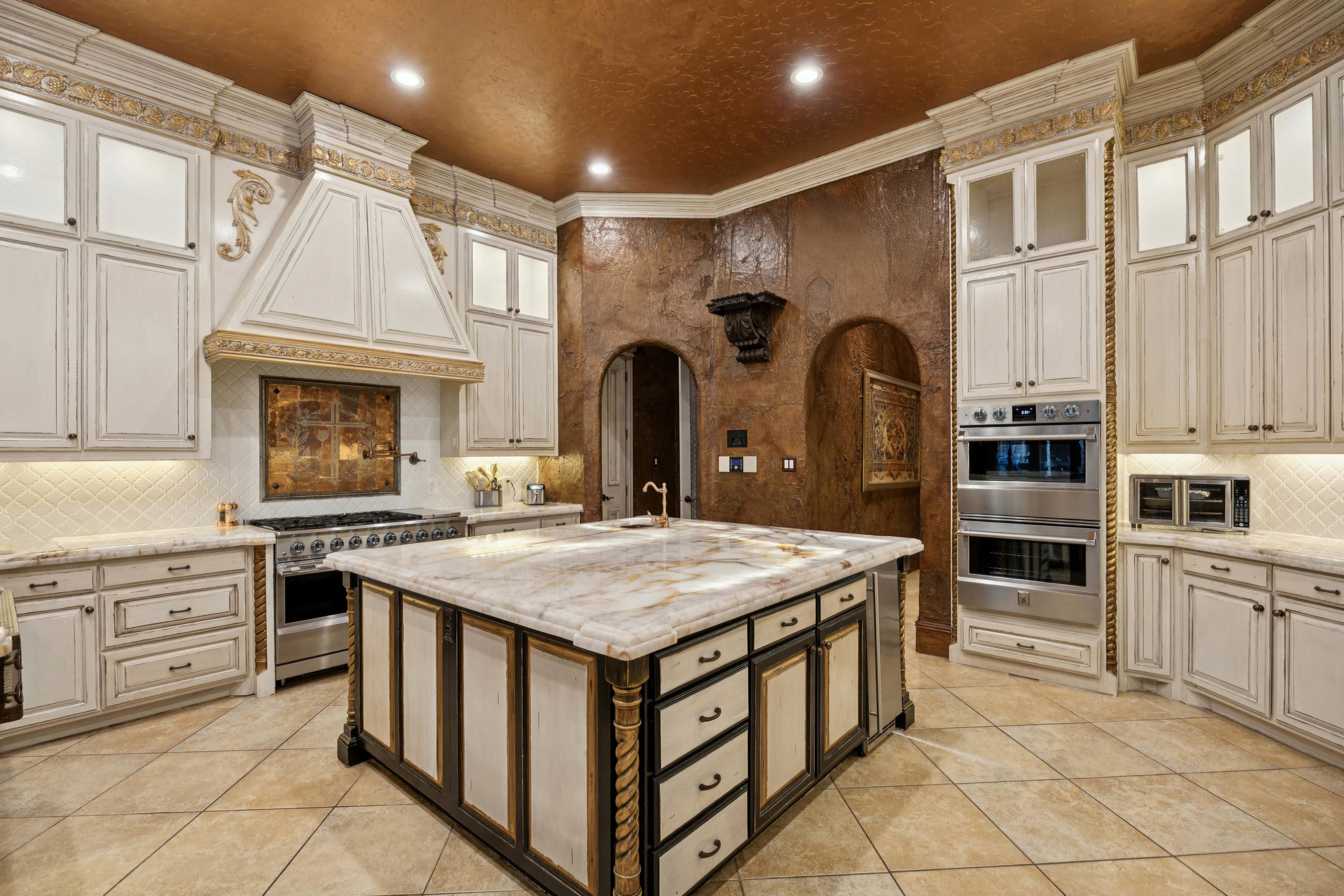 14 9553 Bella Terra Dr - Luxury Real Estate - Concierge Auctions