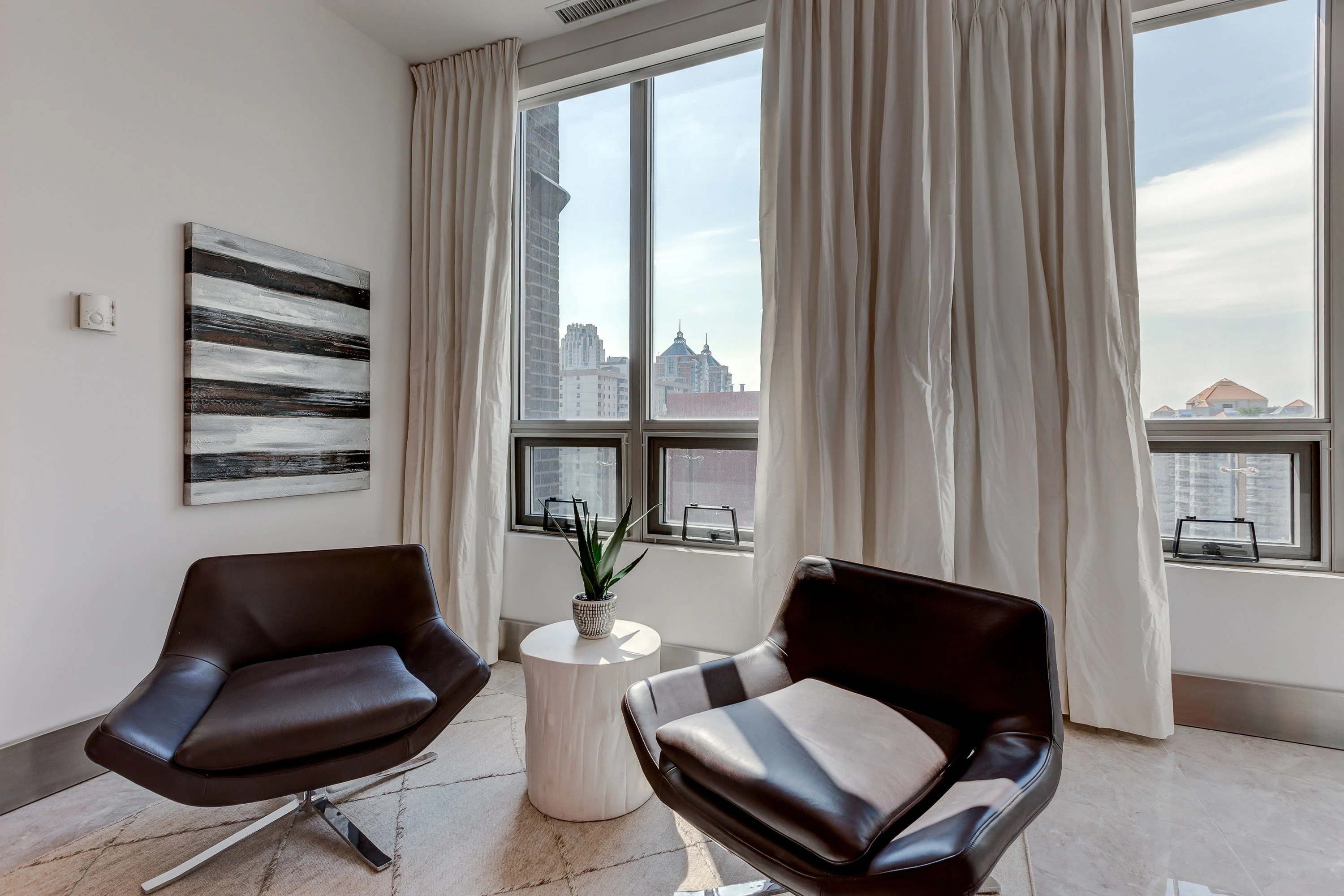 701 3rd Avenue SW, #1101, Calgary, Alberta T2P 5R3, Canada - 701-3rd-avenue-sw-1101-calgary-alberta-canada17_q0lxy6