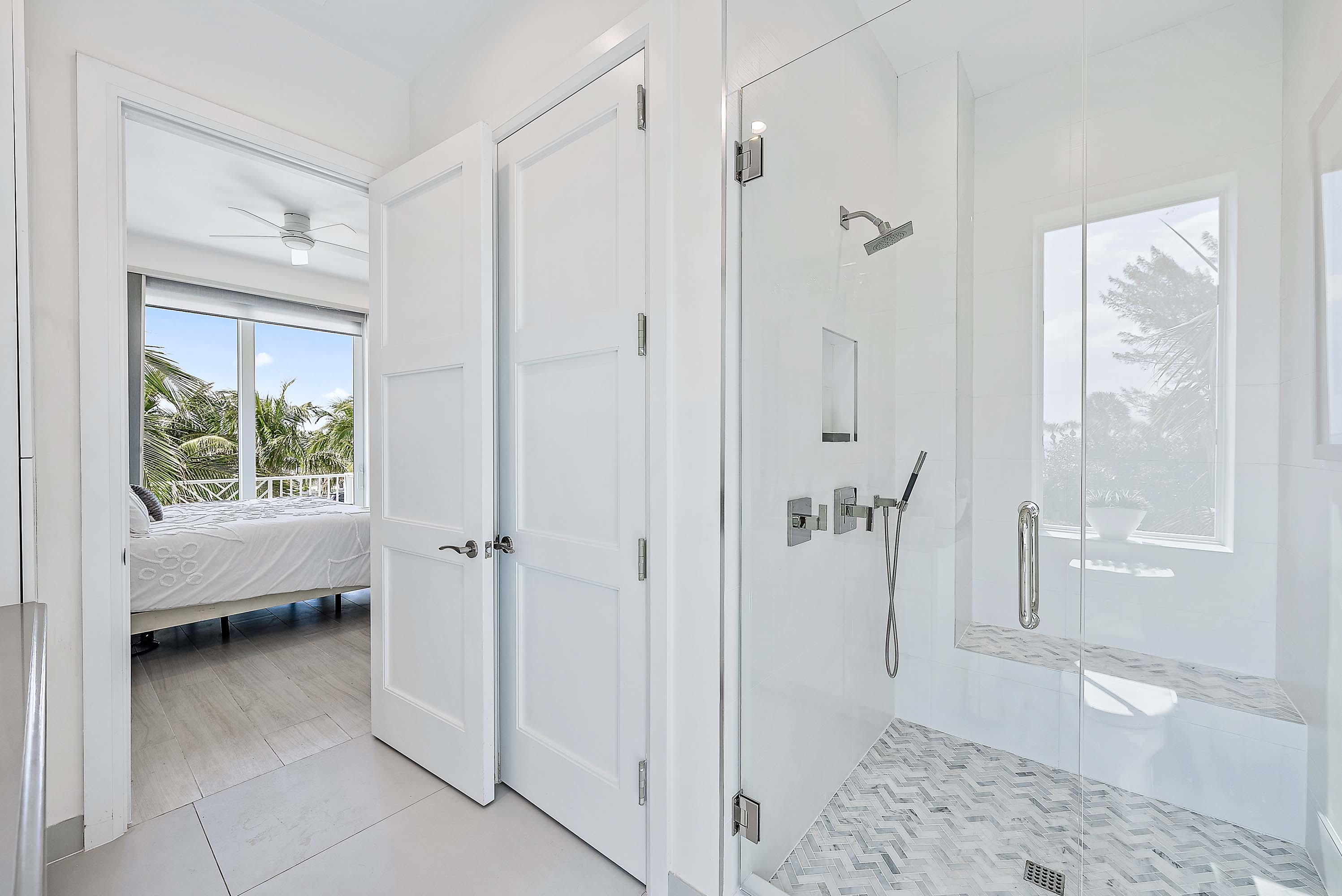 28 7916 South Ocean Drive - Luxury Real Estate - Concierge Auctions