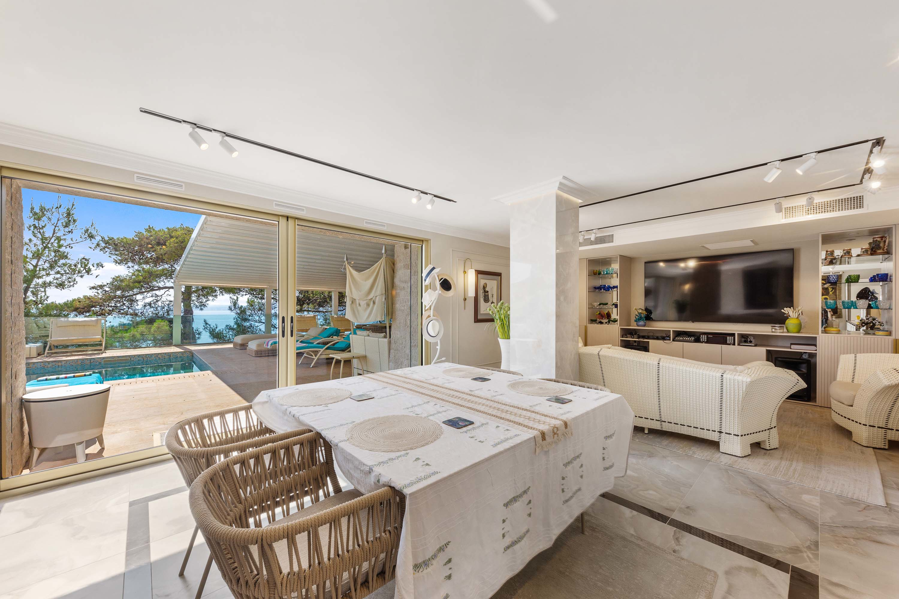 29 CHANTEVENT 1 - 95 Boulevard Du General de Gaulle, St Jean cap Ferrat, 06230, France - Luxury Real Estate - Concierge Auctions