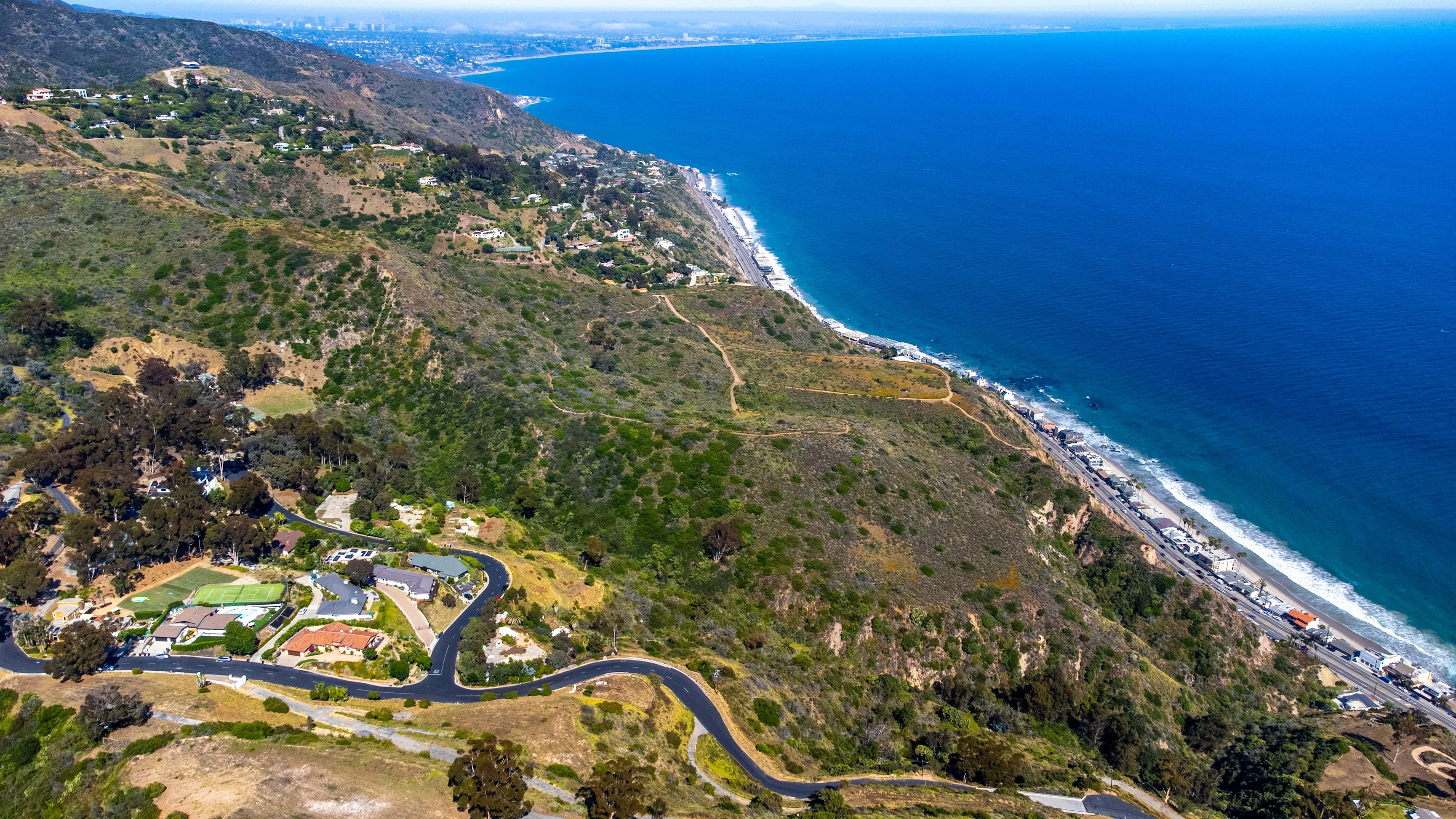 21298 Seaboard Road, Malibu, California 90265 - 21298-seaboard-road-malibu-california12_v06afo