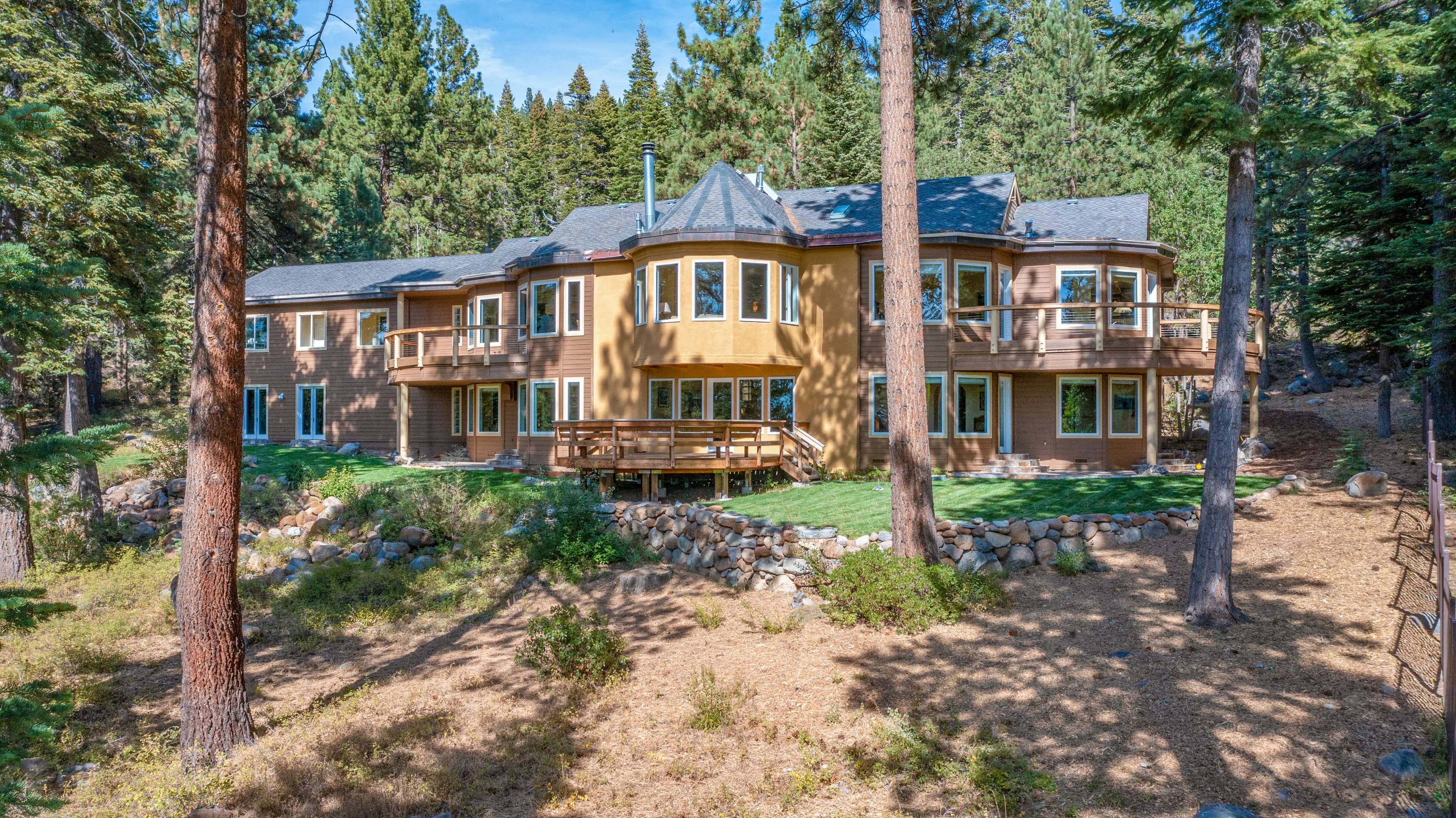 949 Fairview Boulevard, Lake Tahoe, Nevada 89451 - 949-fairview-boulevard-incline-village-nevada_35_wyes5r