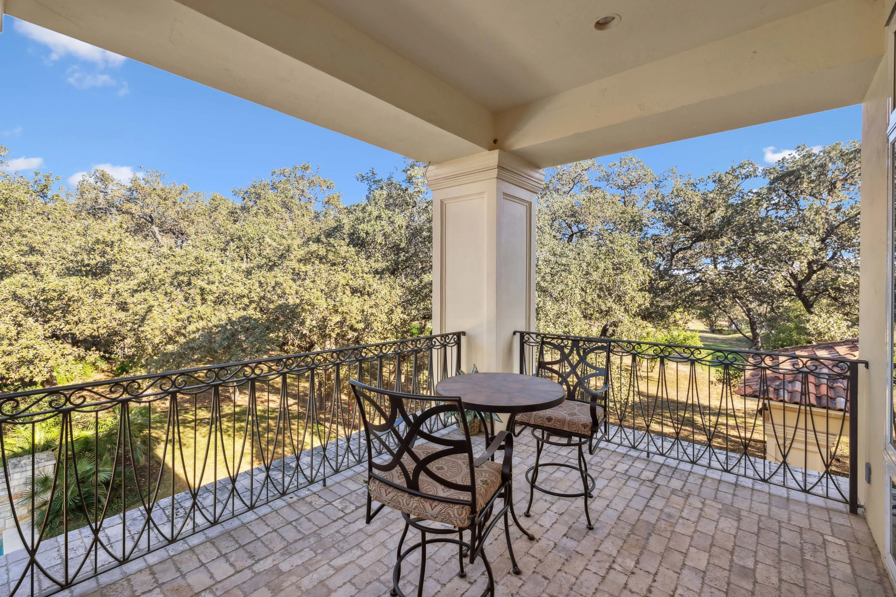136 S Tower Drive, Hill Country Village, San Antonio Area, Texas 78232 - 51_136_S_Tower_wxv8d4